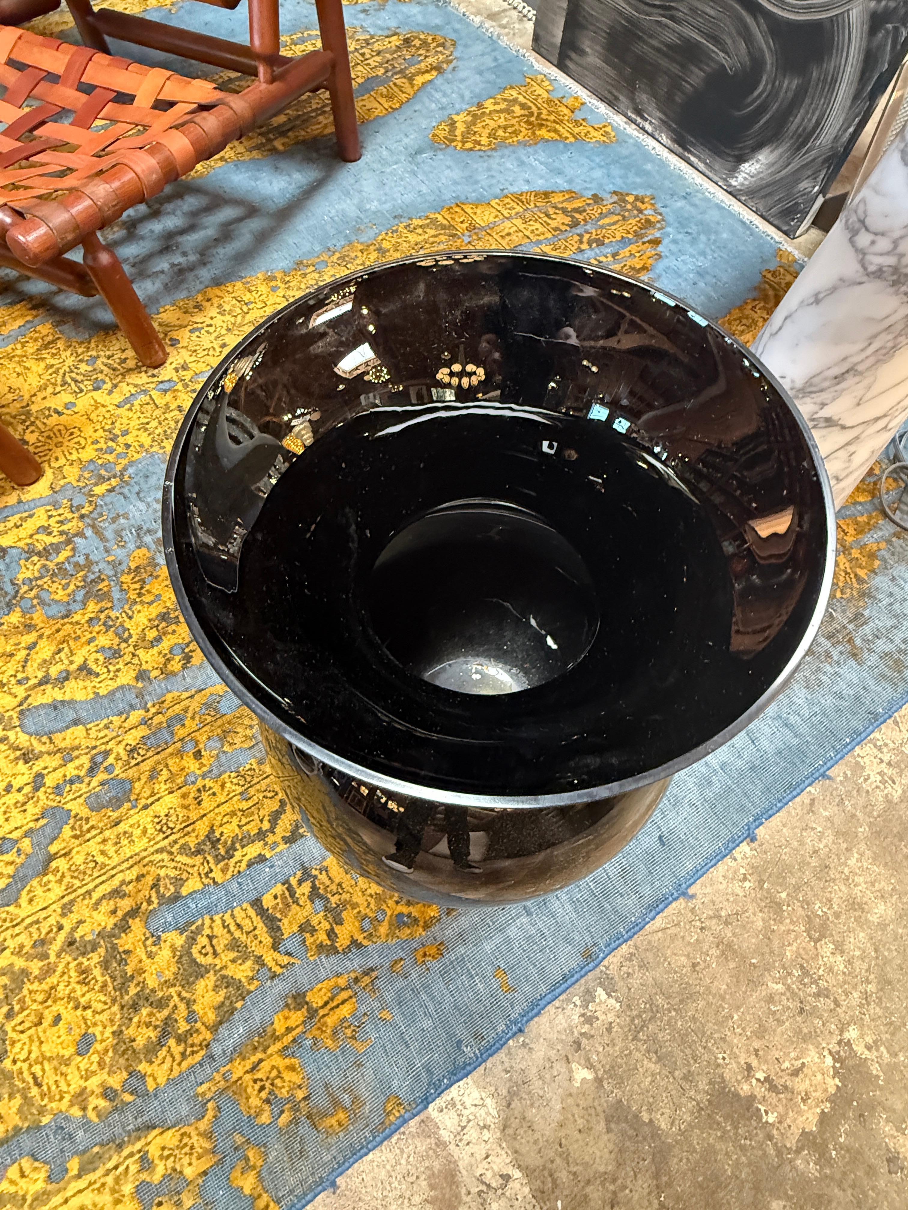 Große italienische Vase aus schwarzem Muranoglas (Moderne) im Angebot
