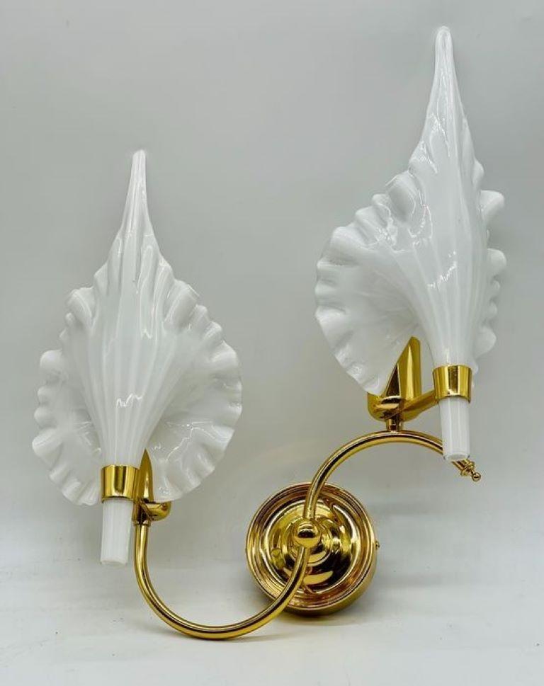 20th Century Barovier & Toso White Murano Glass Brass Leaf Two-Light Wall Sconce, 1950s For Sale