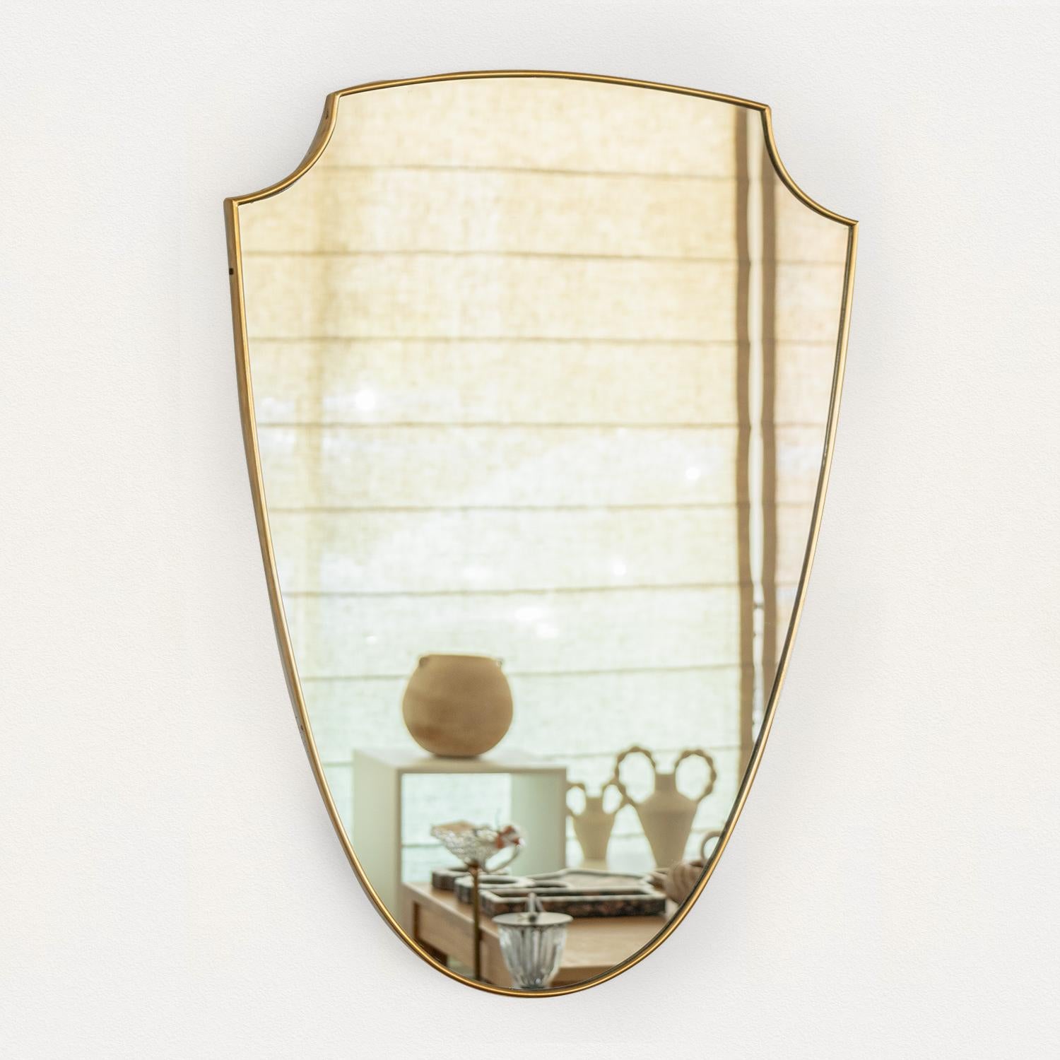 Large Italian Brass Shield Mirror In Good Condition In Los Angeles, CA