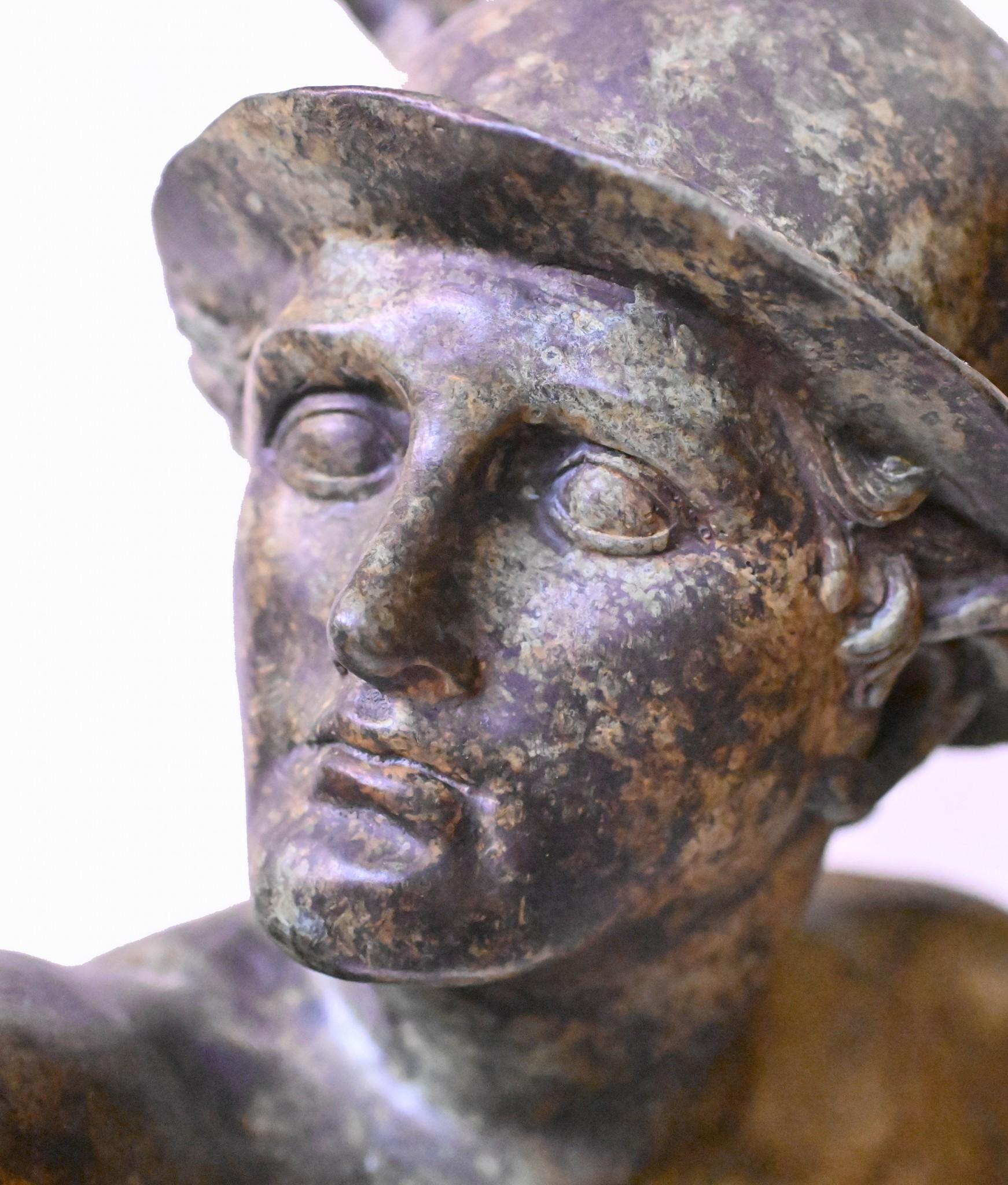 Grande statue italienne en bronze mercuré Hermès coulée par Giambologna Bon état - En vente à Potters Bar, GB