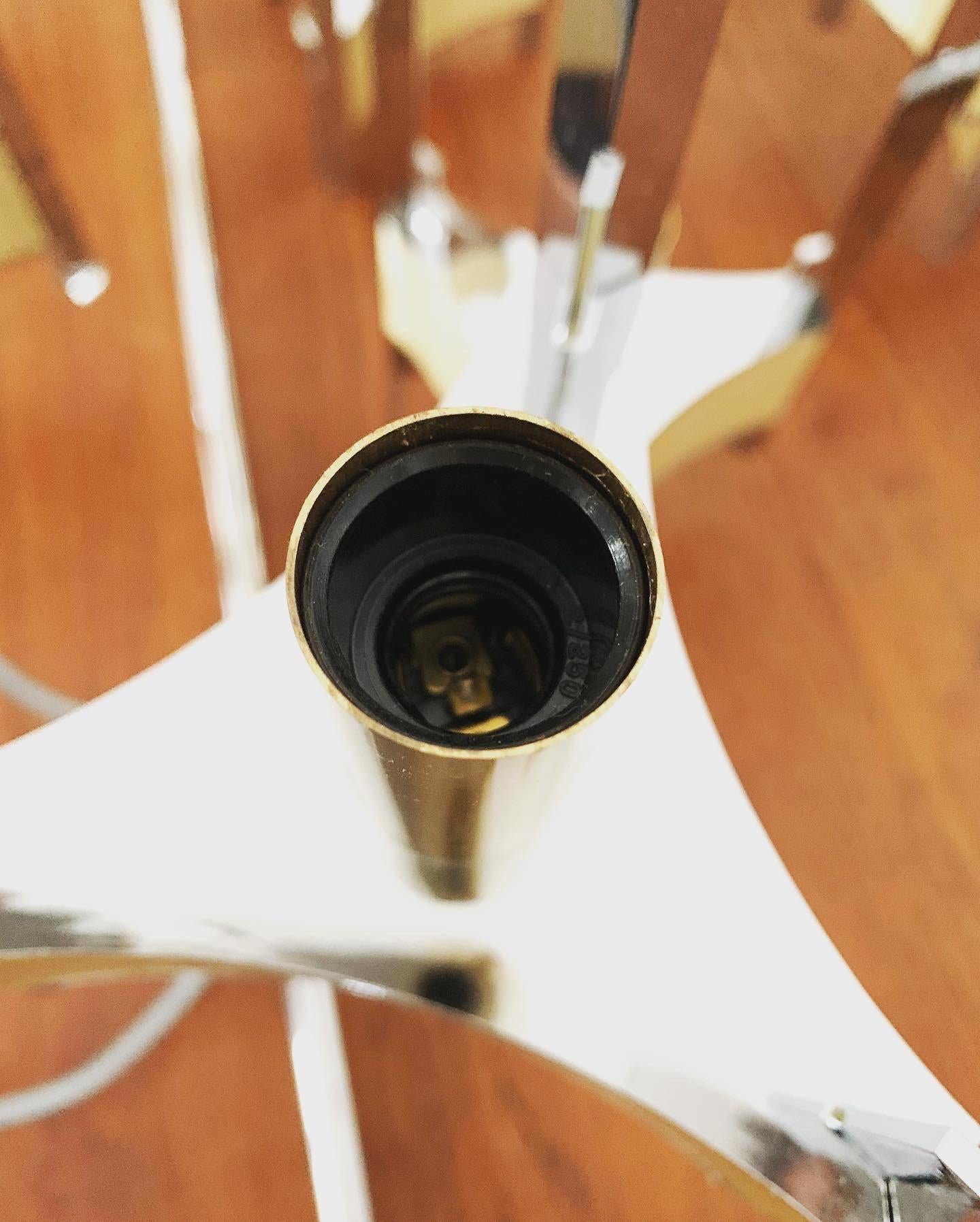 Large Italian Brutalist Chandelier by Gaetano Sciolari For Sale 10