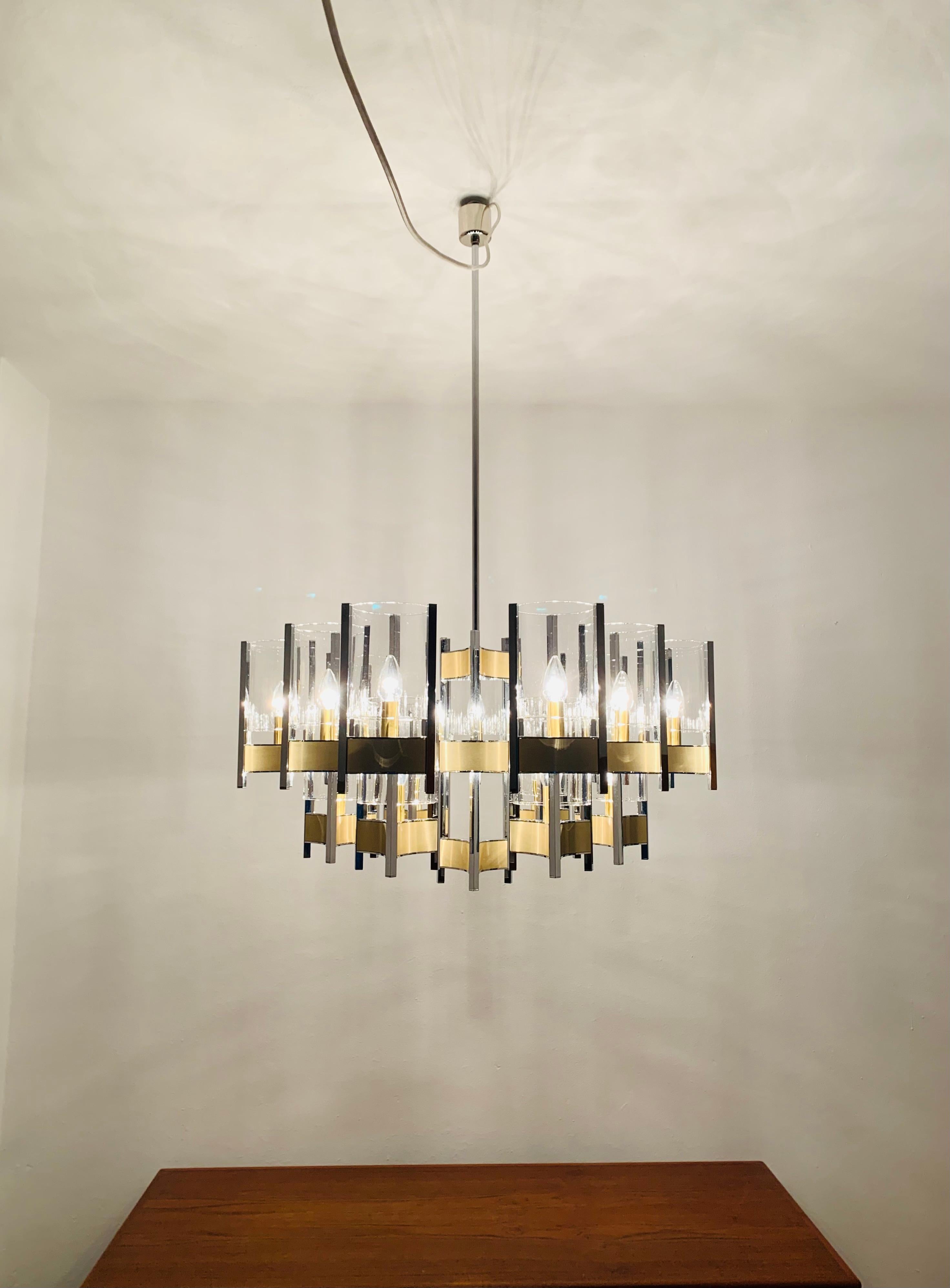 Large Italian Brutalist Chandelier by Gaetano Sciolari  For Sale 3