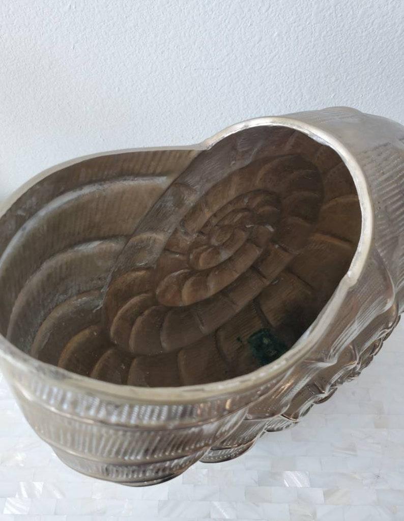 Large Italian Buccellati Style Nautilus Shell Vase 1