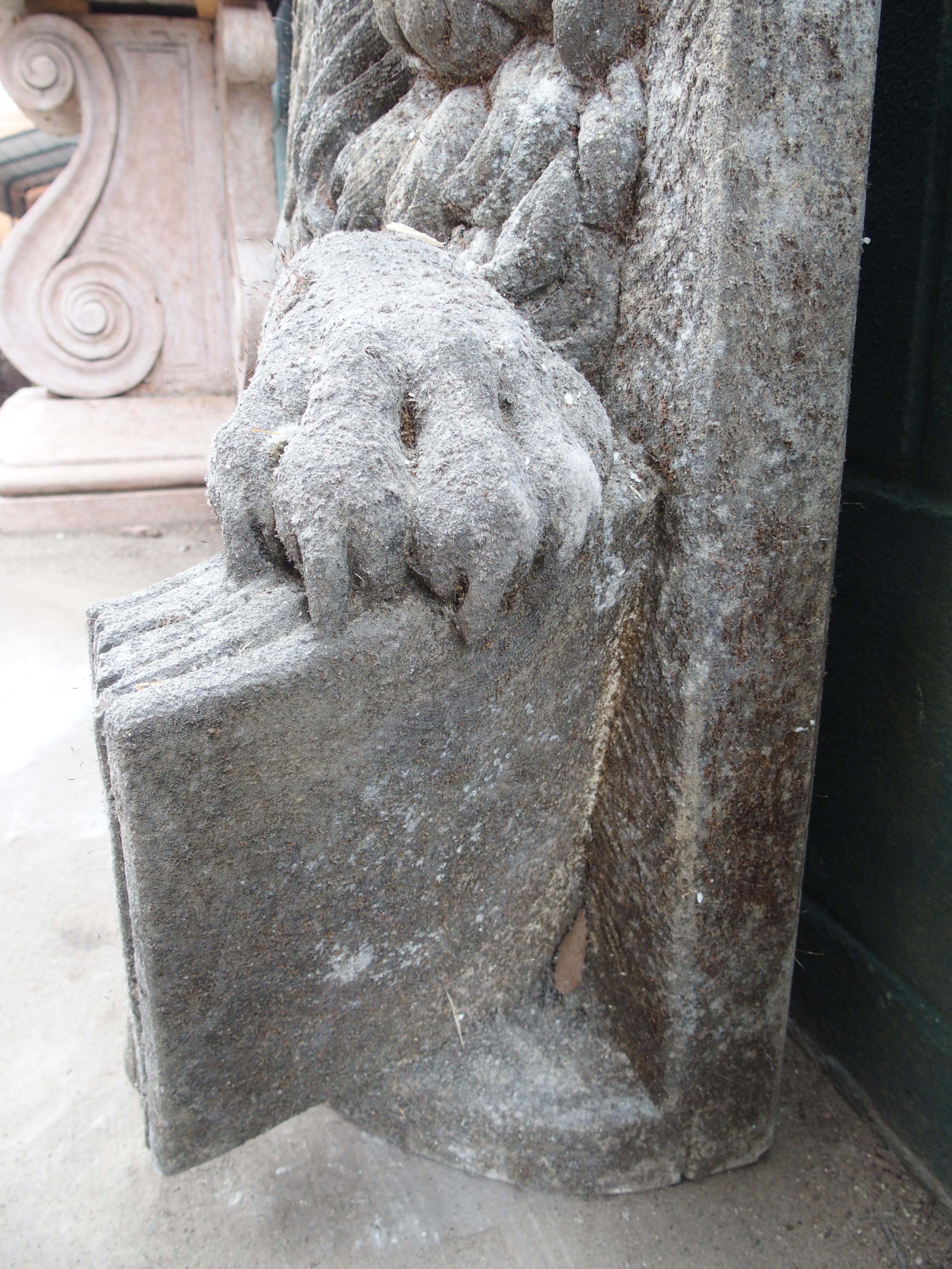 Grand relief italien en pierre sculptée représentant le lion de la place Saint-Marc en vente 4