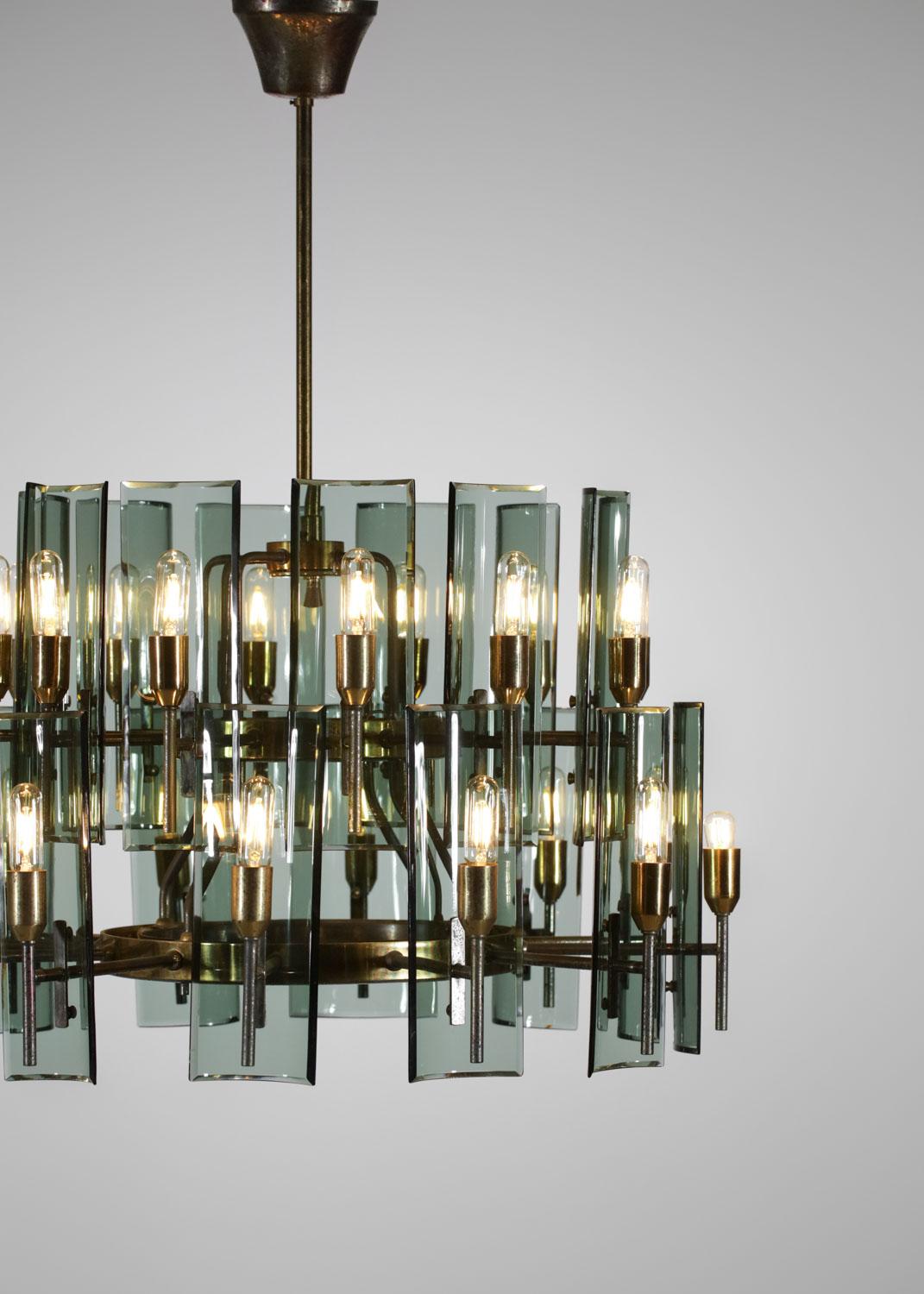 Large Italian chandelier of the 50s smoked glass and brass - G011 9