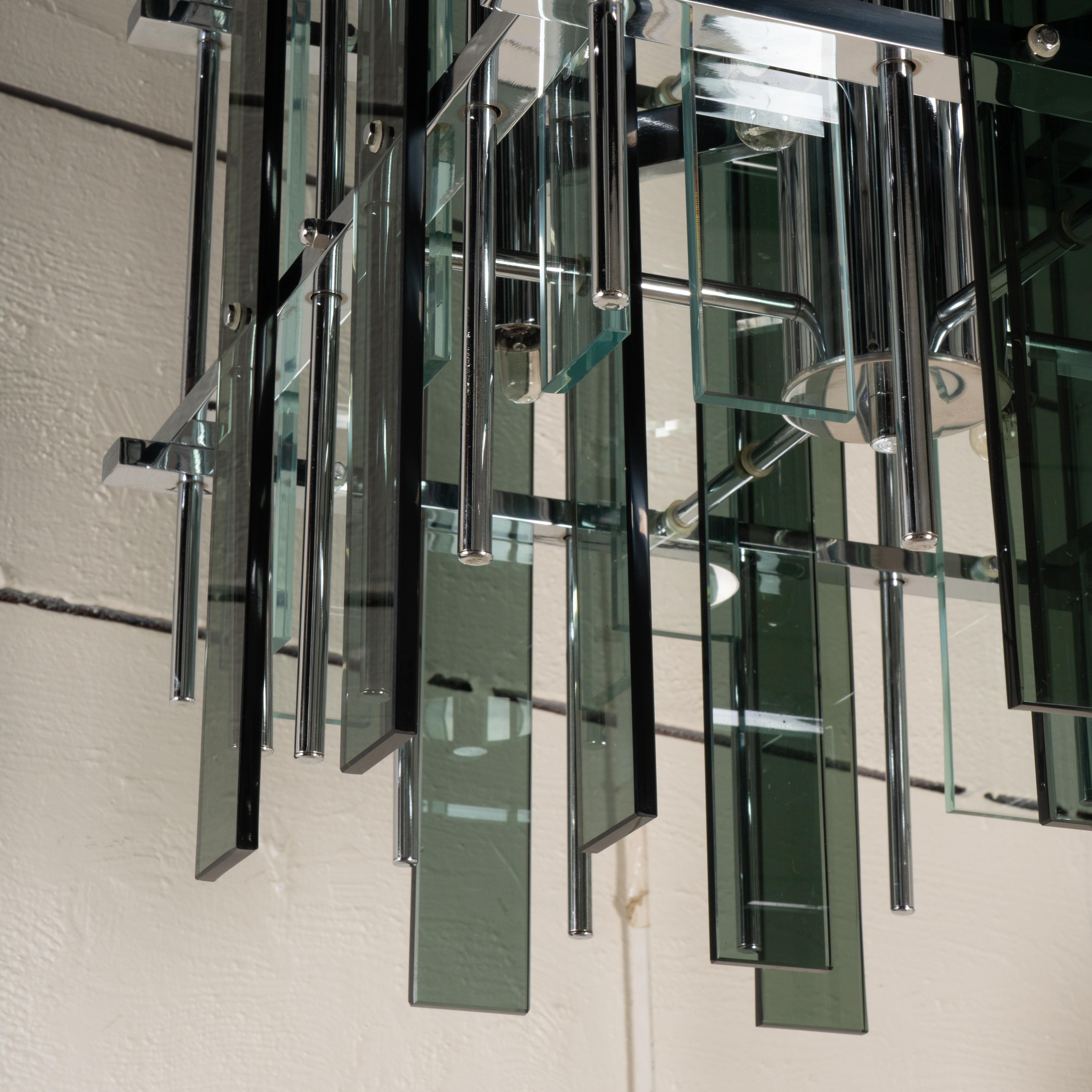 Mid-Century moderno Large Italian chandelier of the 70s in vendita