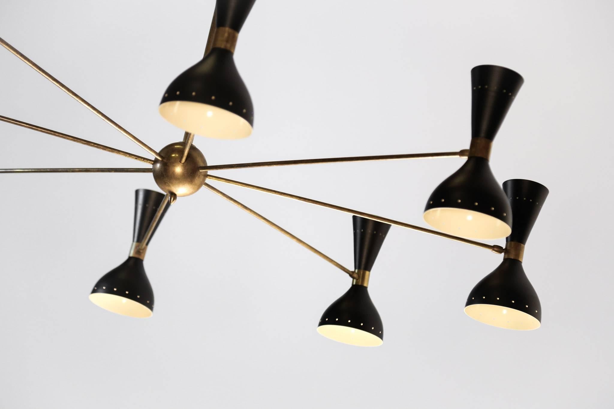 Grande lampadario italiano Stilnovo Design Midcentury in ottone in vendita 2