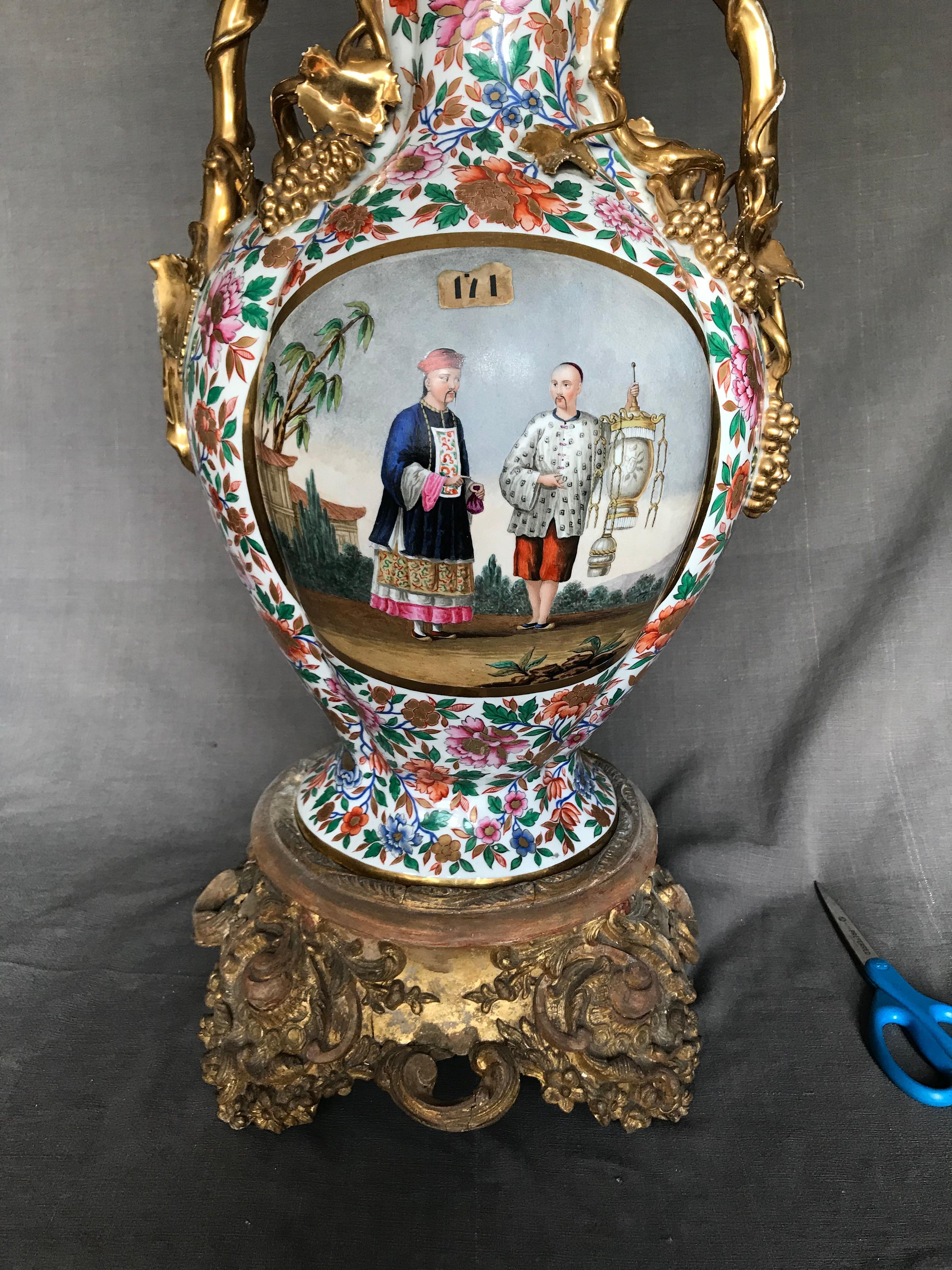 Gran jarrón de Chinoiserie italiana Italiano en venta