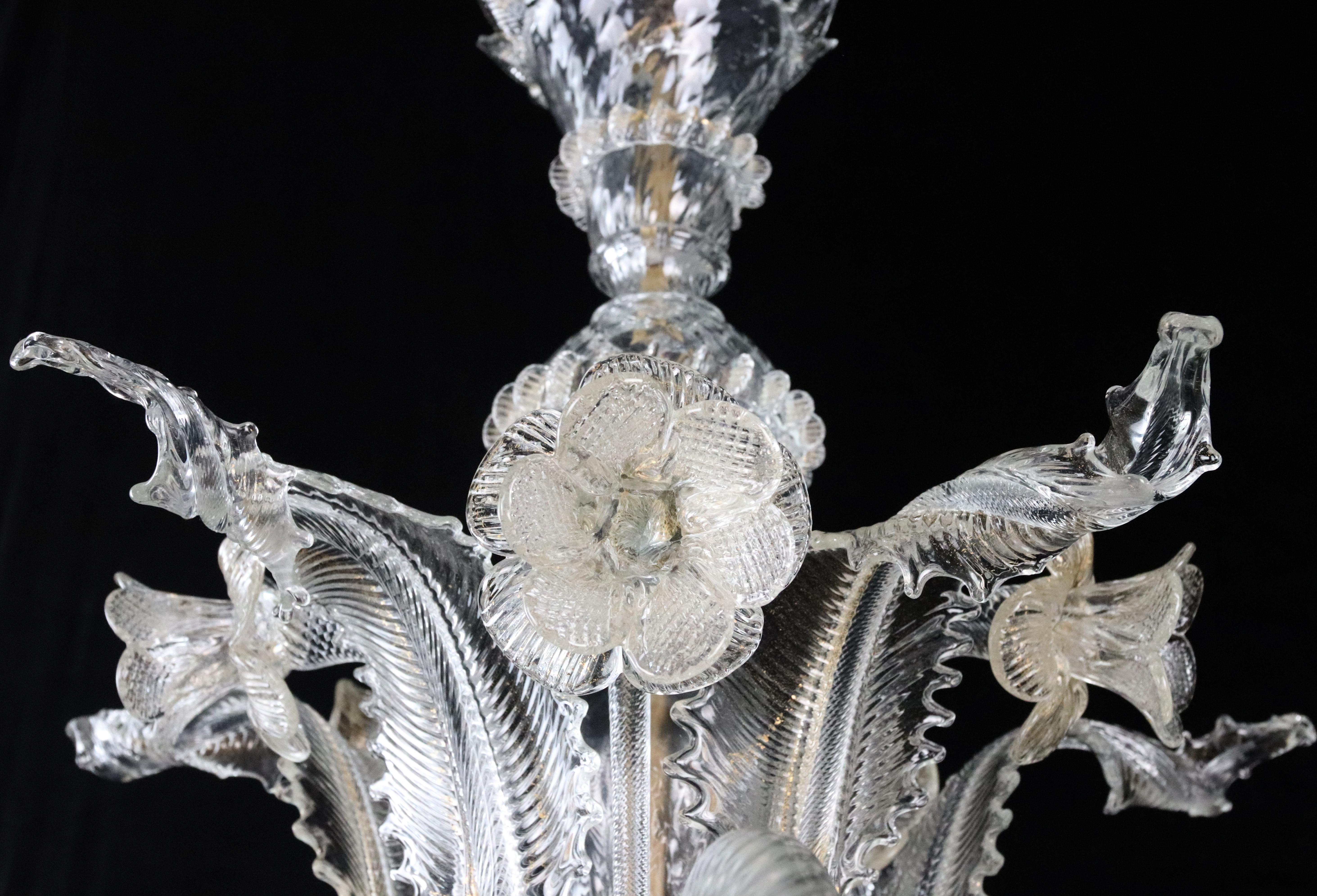 Grande lampadario italiano in vetro di Murano trasparente a 6 bracci in vendita 4