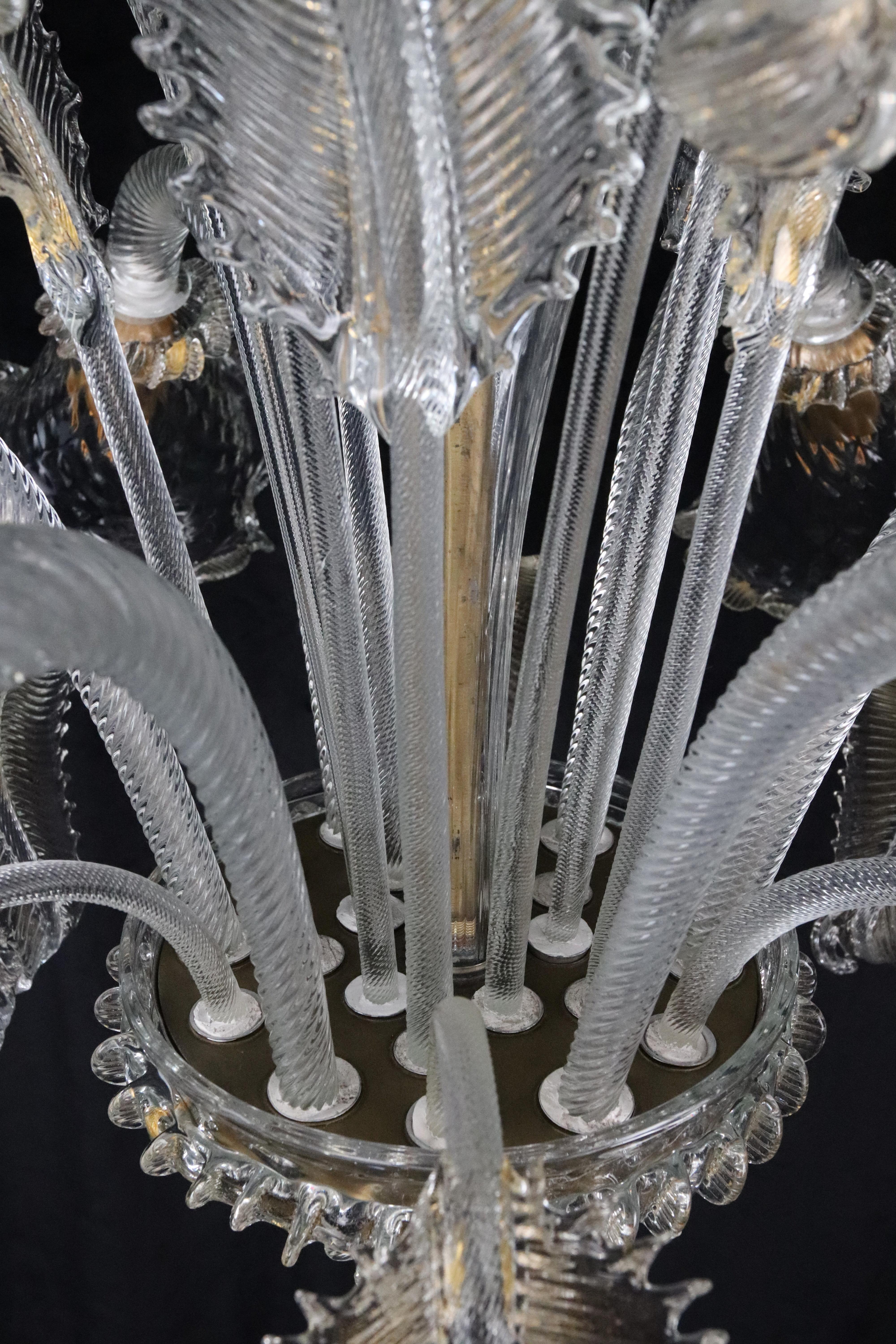 Grande lampadario italiano in vetro di Murano trasparente a 6 bracci in vendita 6
