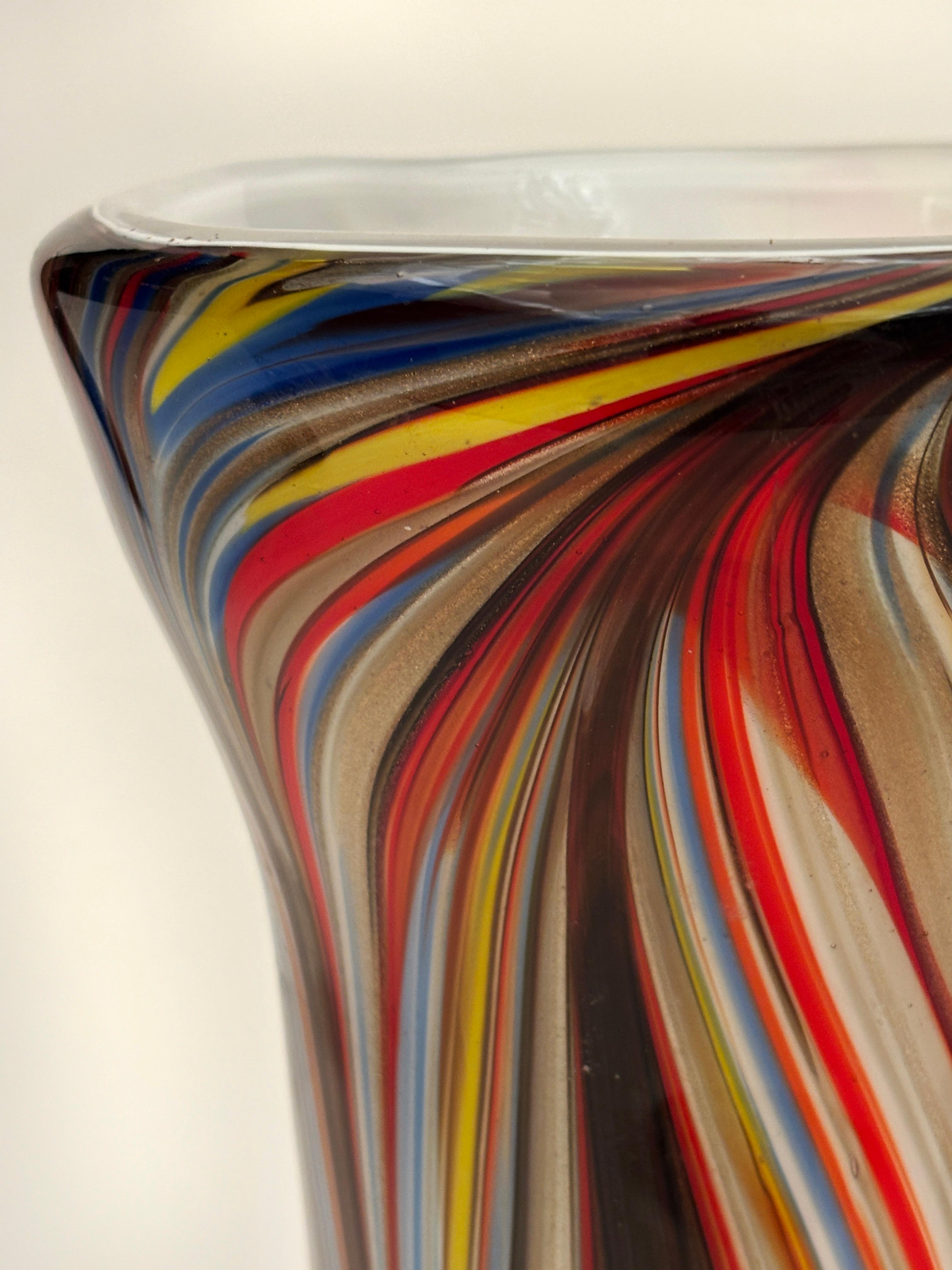 Große italienische Murano Vase mehrfarbig im Angebot 3