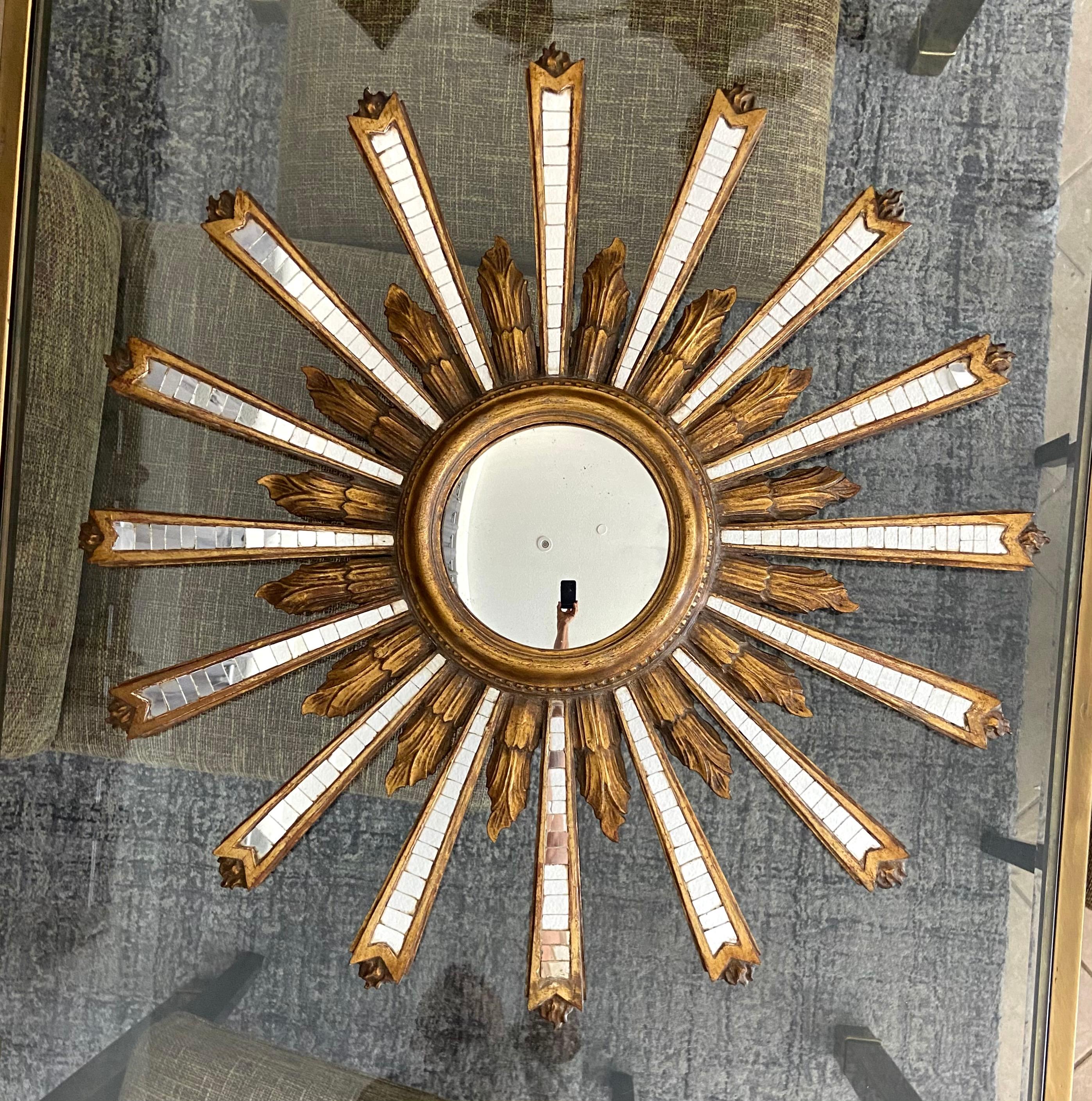 Large Italian Convex Sunburst Giltwood Wall Mirror 1