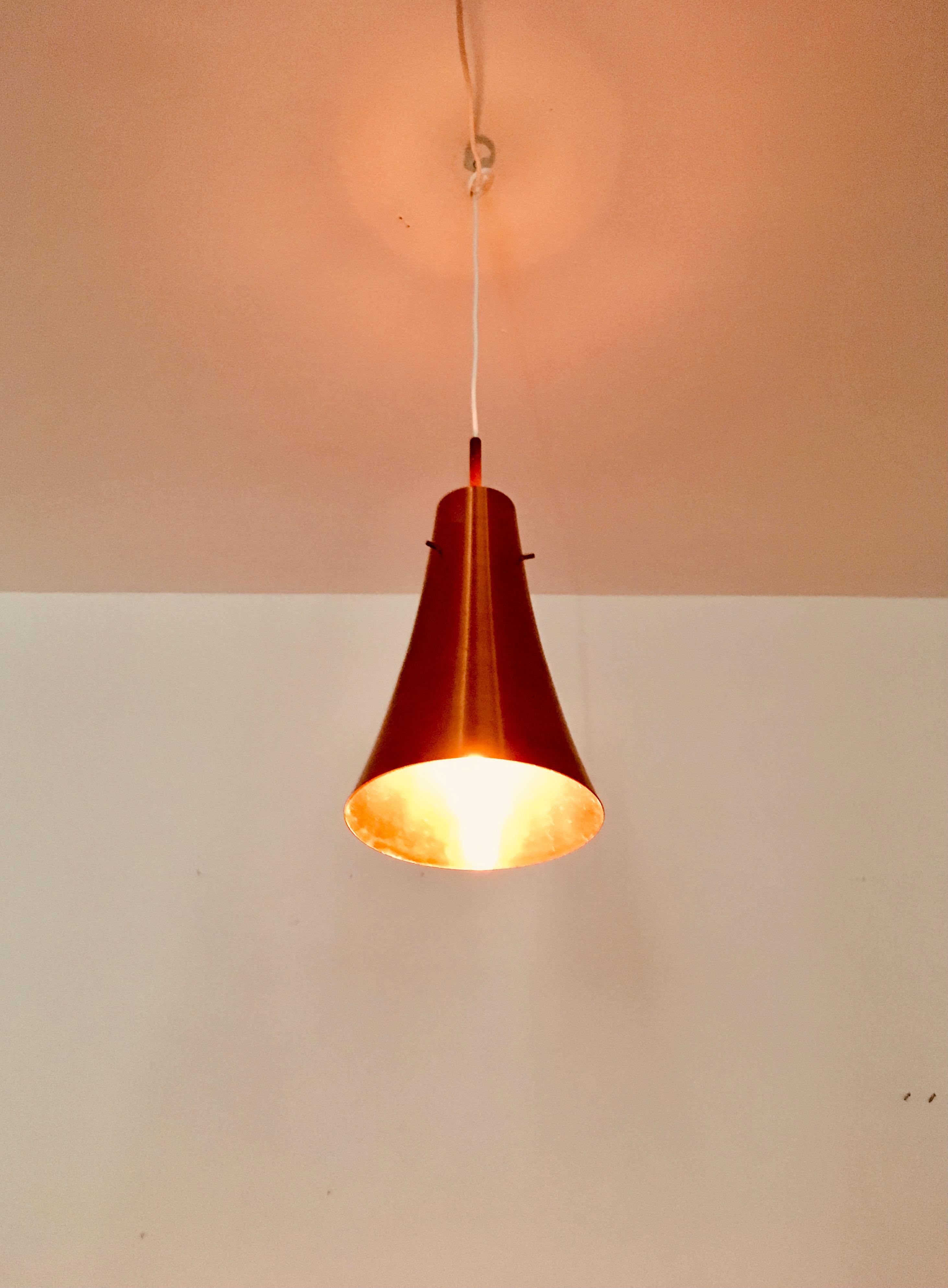 Grande lampada a sospensione in rame italiana in vendita 2
