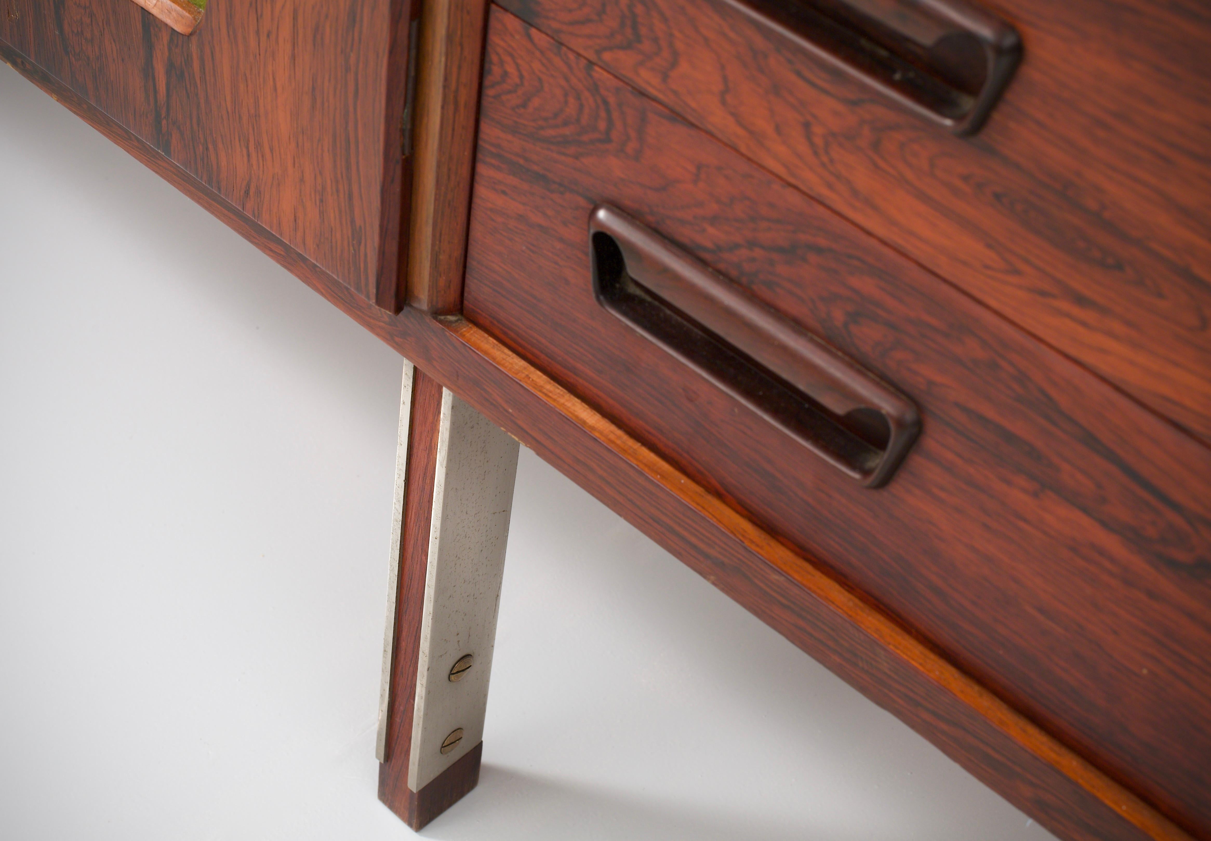 Large Italian Credenza in Rosewood, Felt, Glass and Metal, 1960s 3