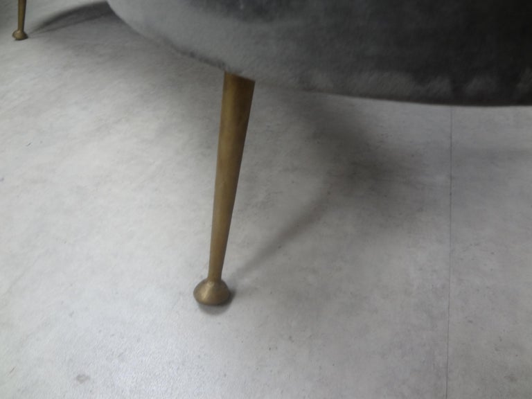 Large Italian Gio Ponti Style Curved Bench with Brass Legs For Sale 2