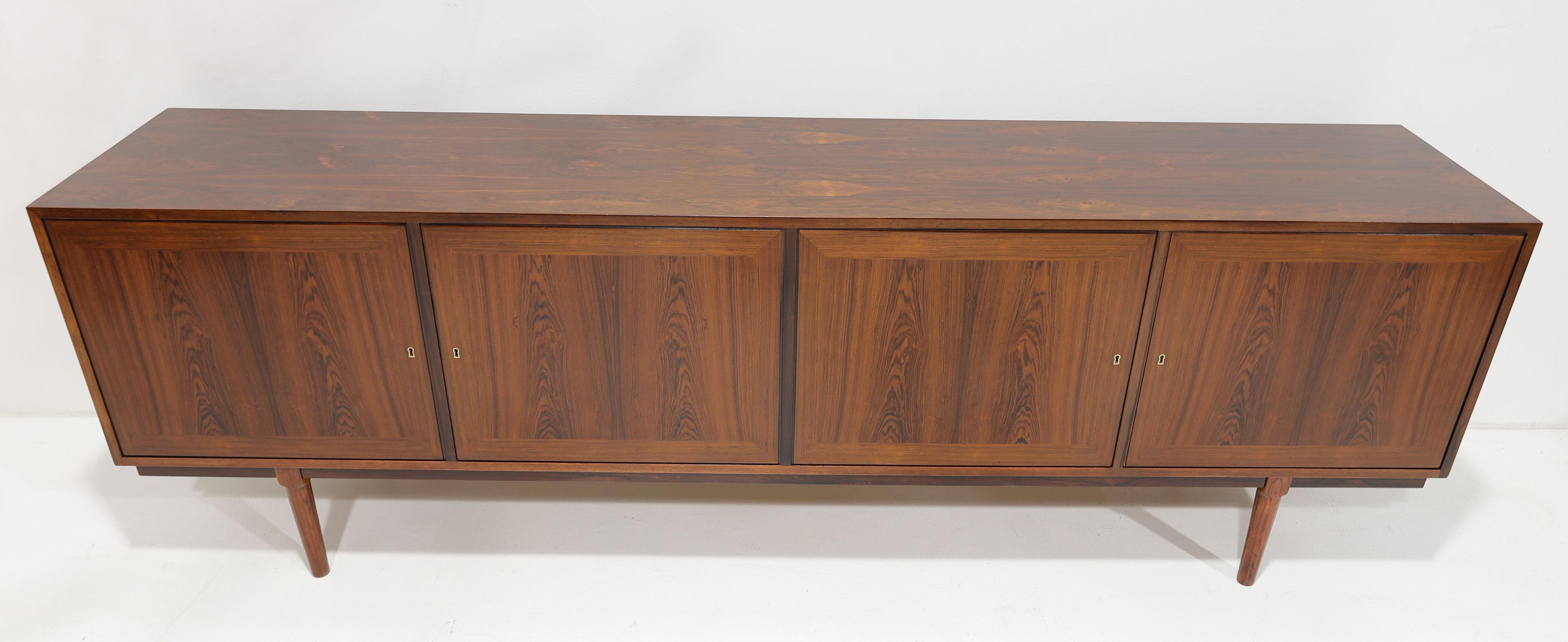 Large Italian Design Rosewood Sideboard 2