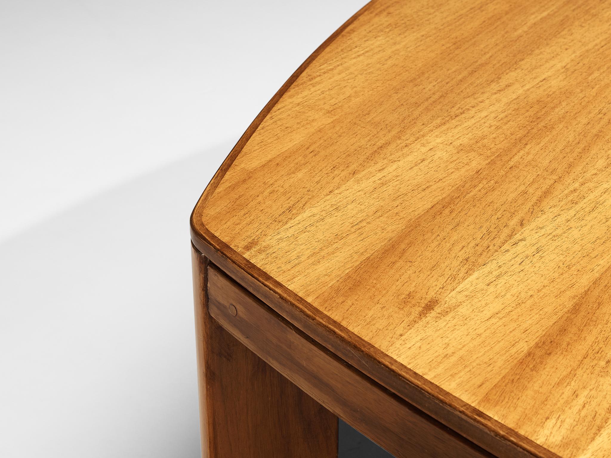 Cuir Grande table de salle à manger ou de conférence italienne en noyer et cuir cognac en vente