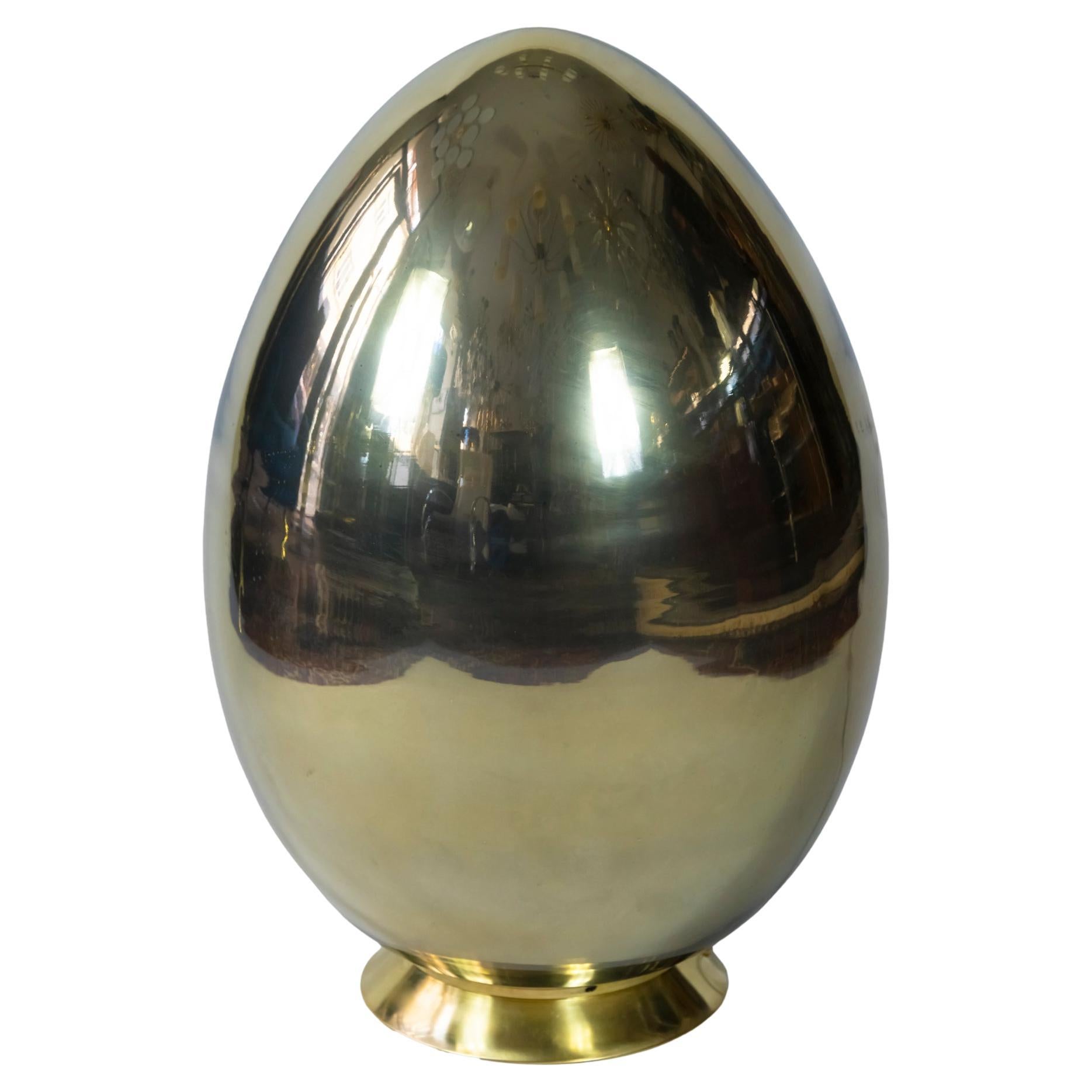 Large Italian Egg Shape Brass and Glass Table Lamp