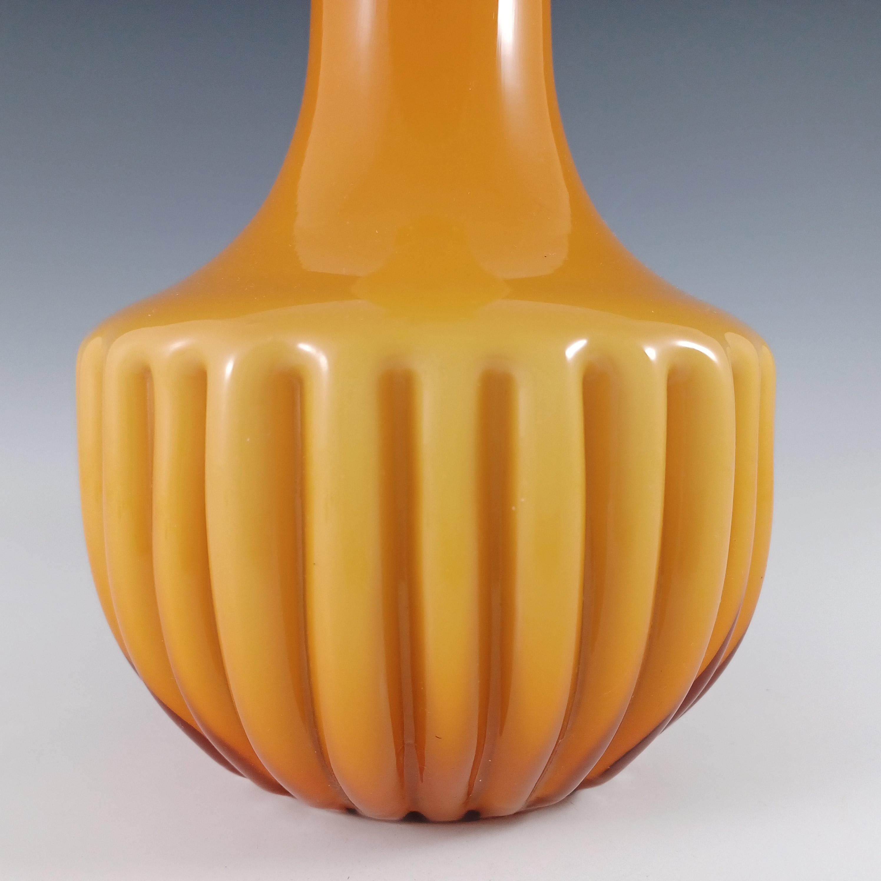 Große italienische Empoli Vintage Retro Bernstein ummantelte Glasvase (Moderne der Mitte des Jahrhunderts) im Angebot