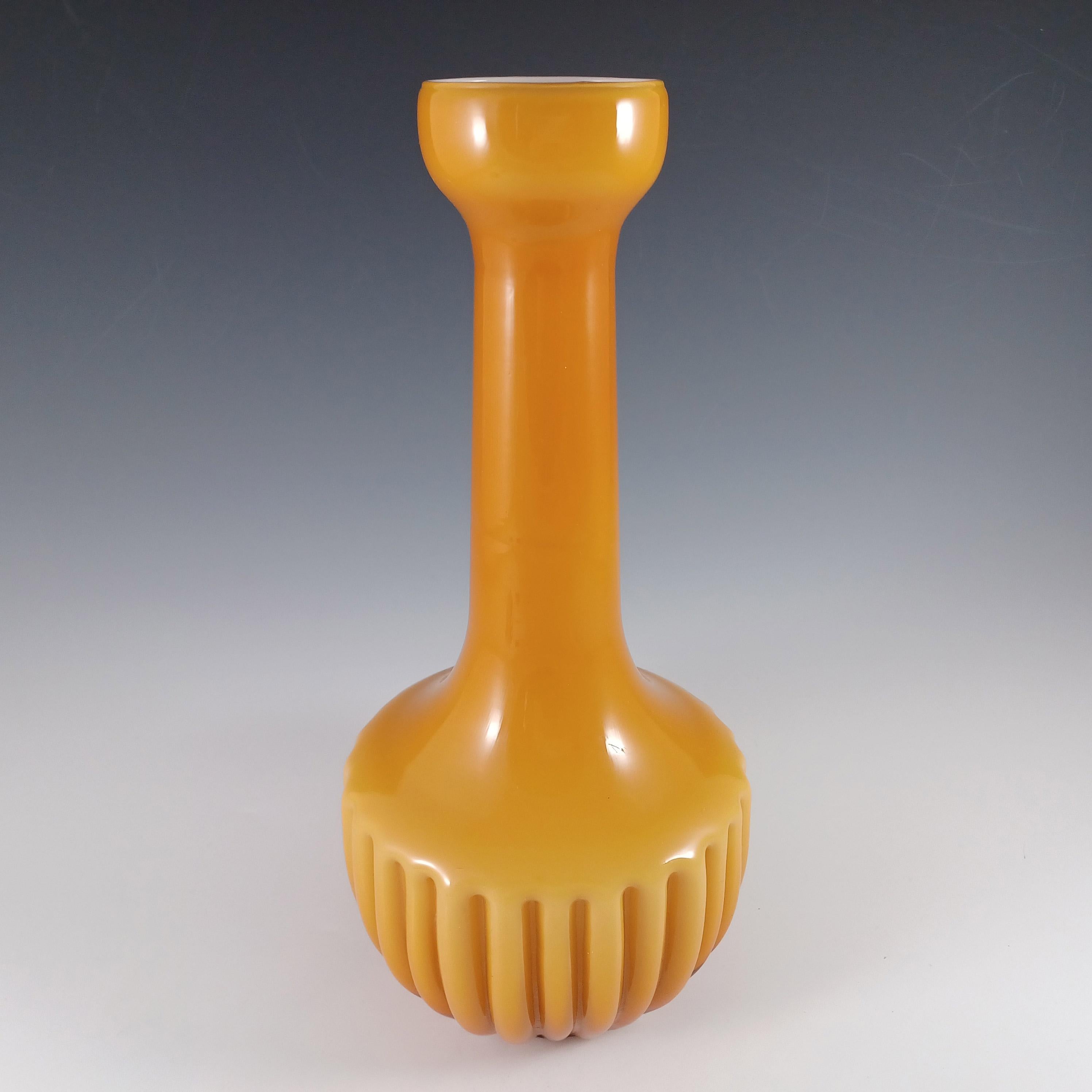 Große italienische Empoli Vintage Retro Bernstein ummantelte Glasvase (Italienisch) im Angebot