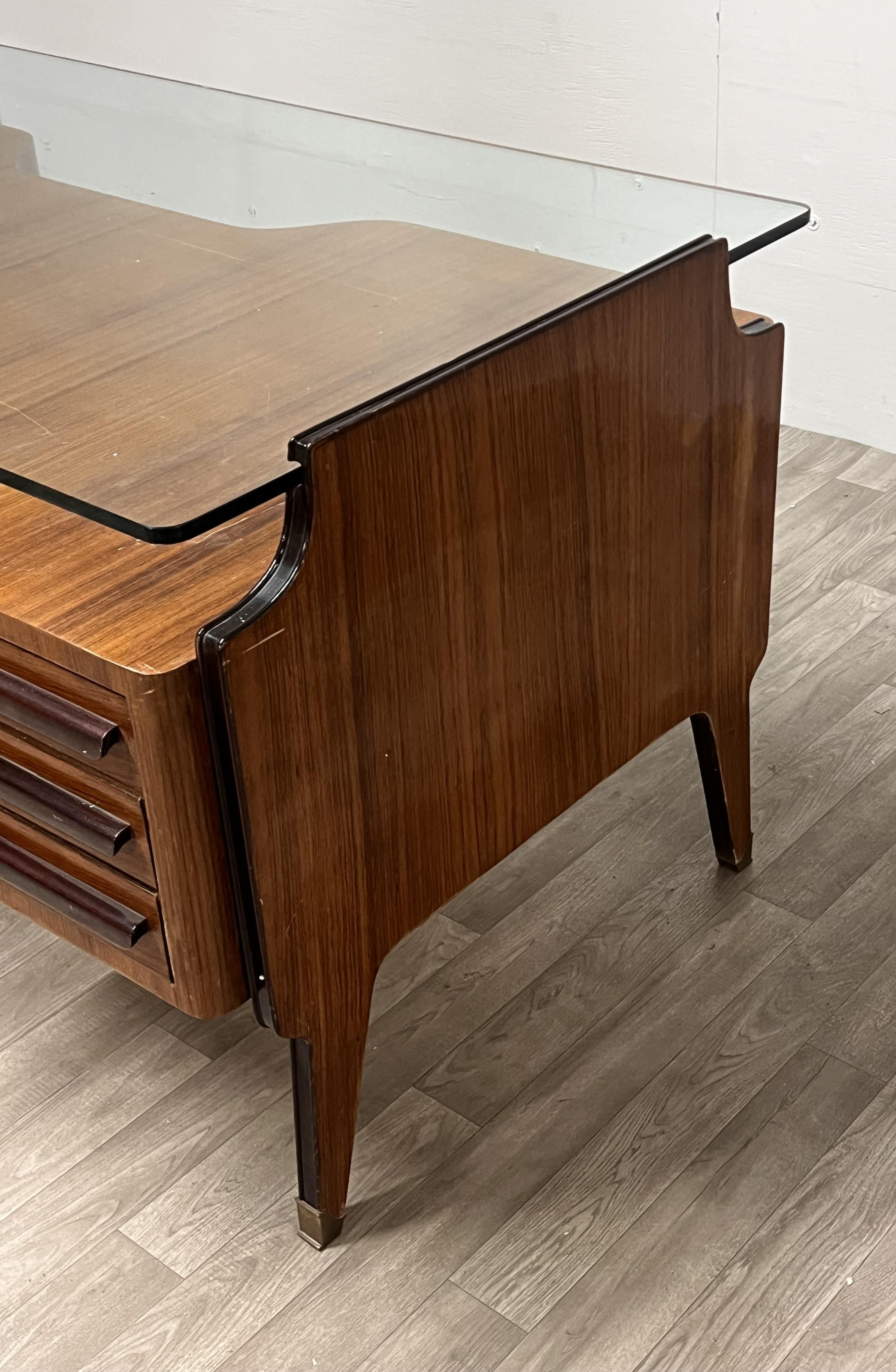 Brass Large Italian Executive Desk by Vittorio Dassi For Sale