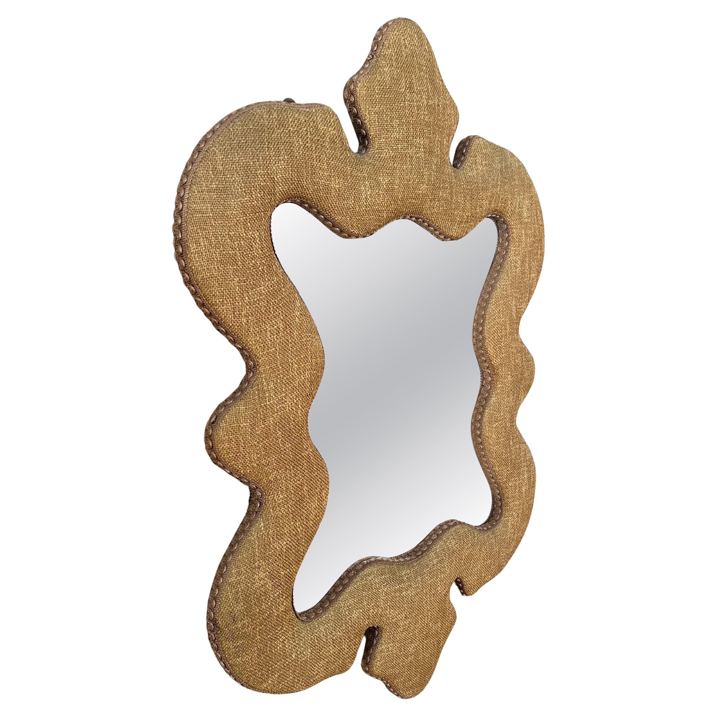 Grande specchio italiano imbottito di tessuto, anni
50