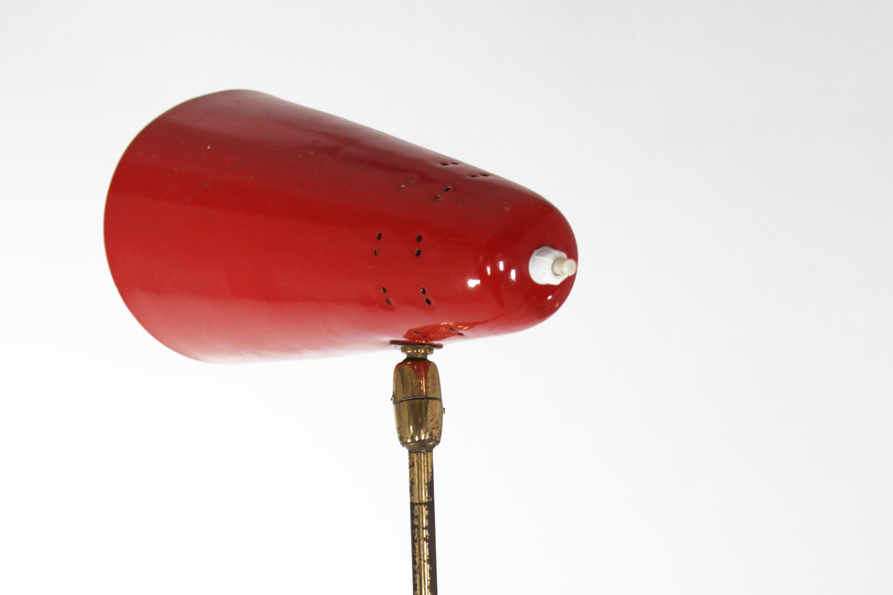 Große italienische Stehlampe mit drei Aluminiumschirmen, Italien, 1950er Jahre im Zustand „Gut“ im Angebot in Wolfurt, AT