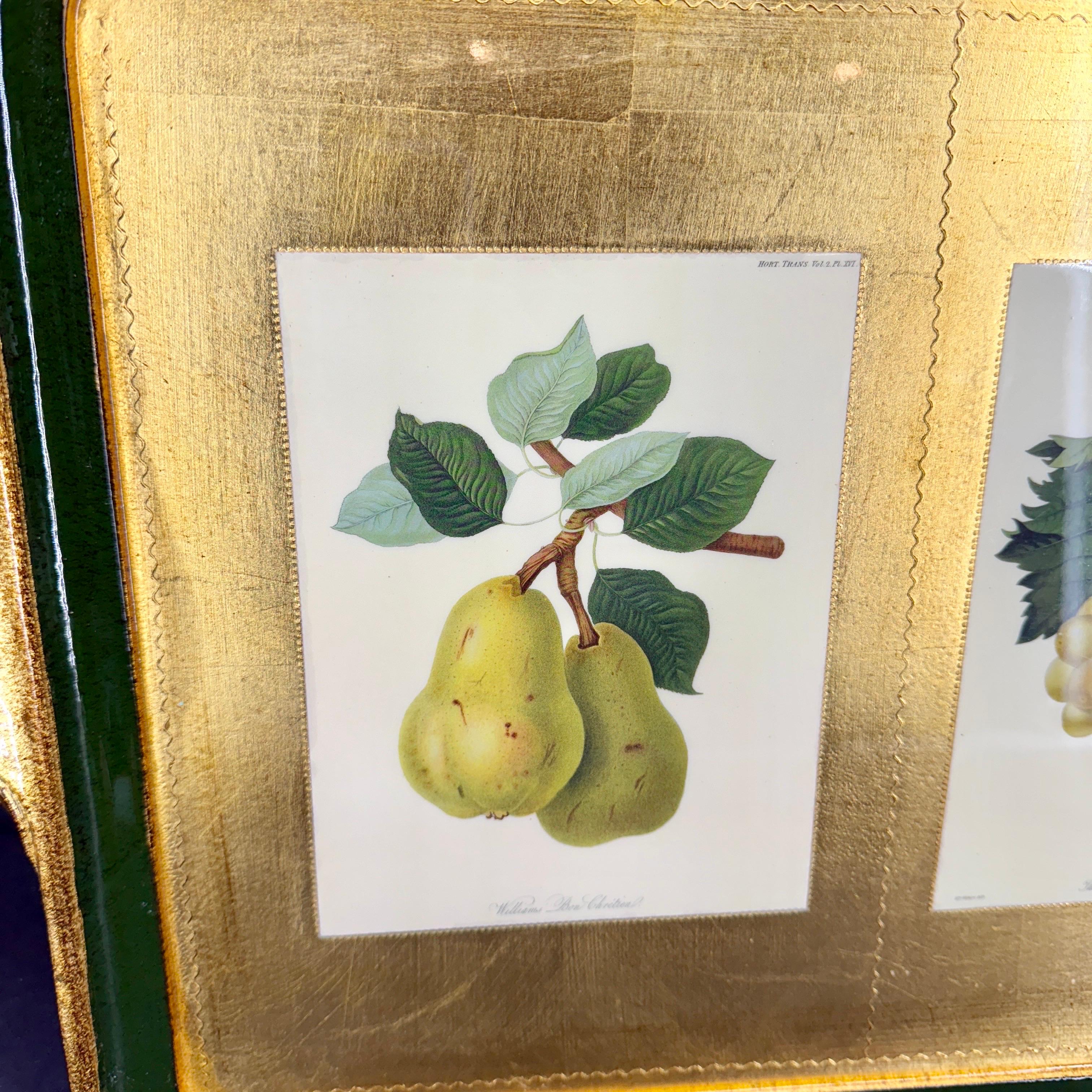 Large Italian Florentine Gilt Wood Gold Tray with Fruits Bon état - En vente à Haddonfield, NJ