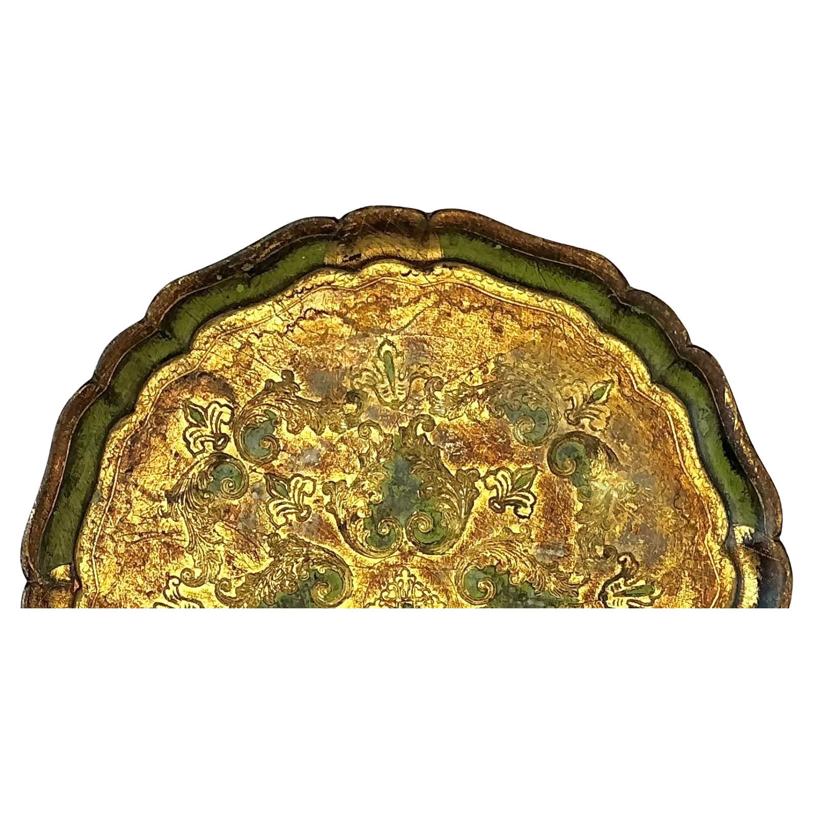 Large Italian Florentine Giltwood Decorative Tray In Good Condition For Sale In Bradenton, FL