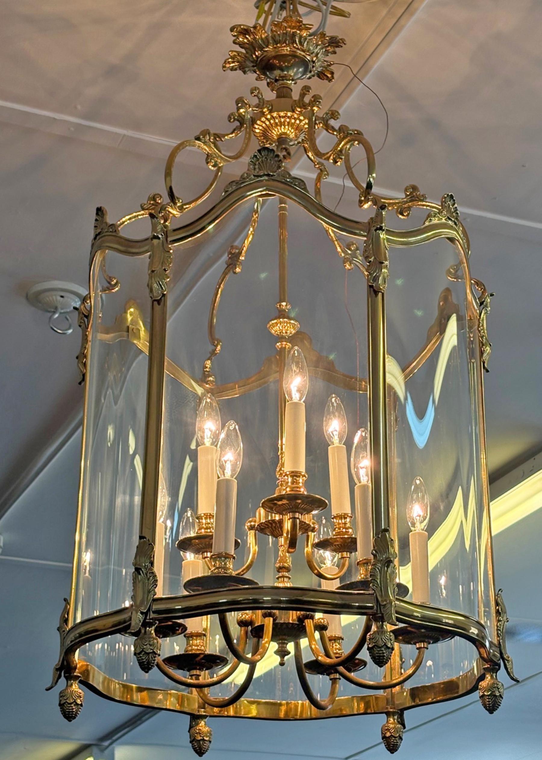 Große italienische Französisch Louis XVI Stil Messing Glas Kronleuchter Laterne im Zustand „Gut“ im Angebot in Long Branch, NJ