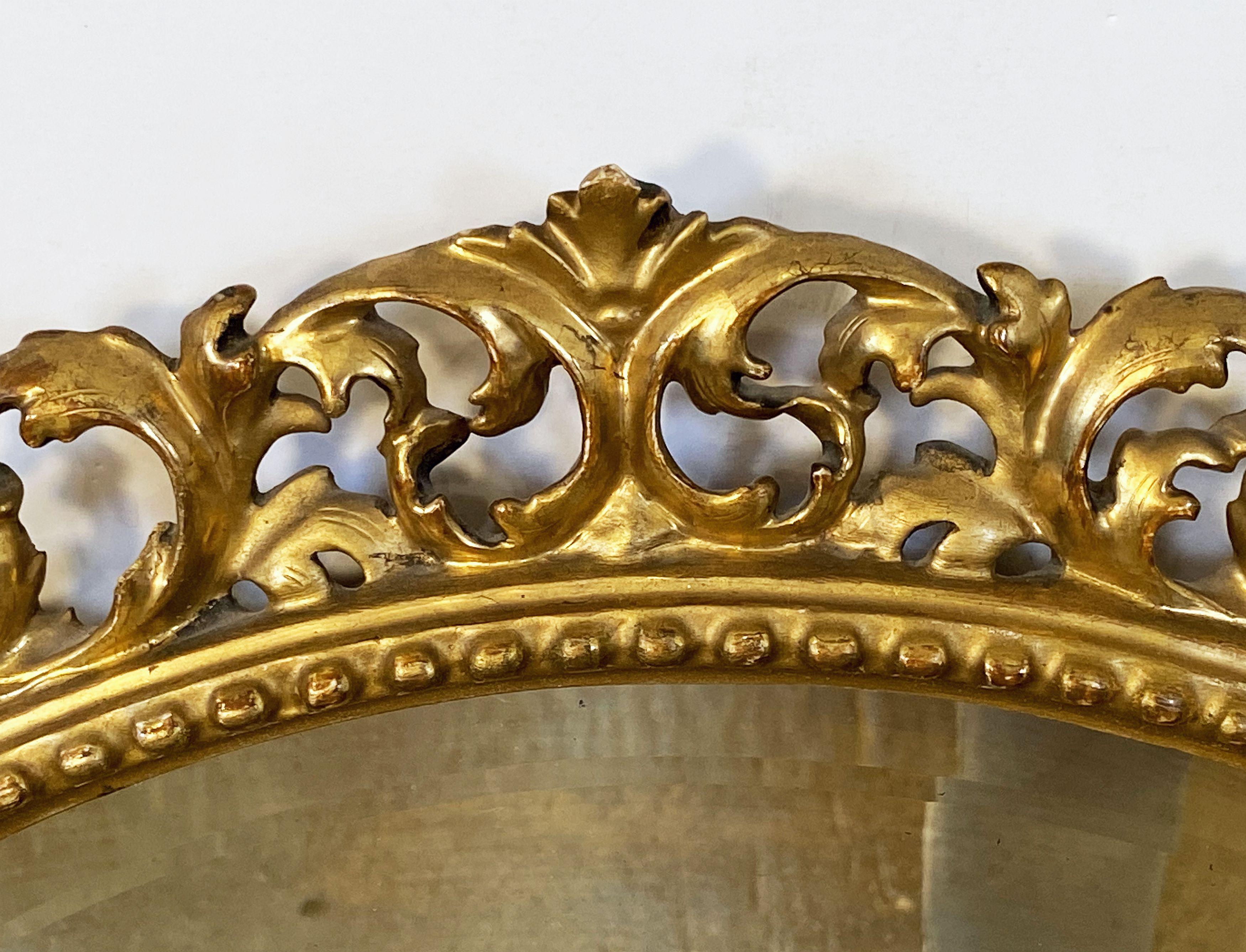 Large Italian Gilt Florentine Round Beveled Mirror (Diameter 27) For Sale 5