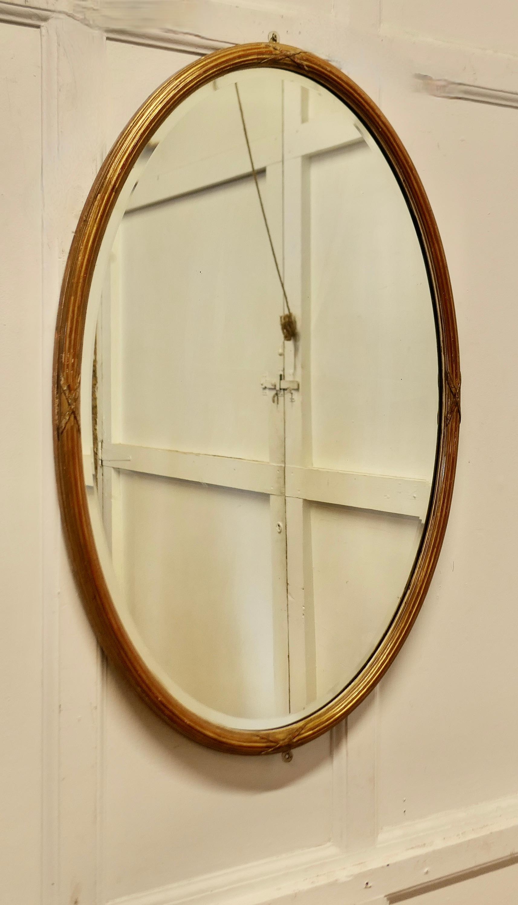 Large Italian Gilt Oval Mirror In Good Condition For Sale In Chillerton, Isle of Wight