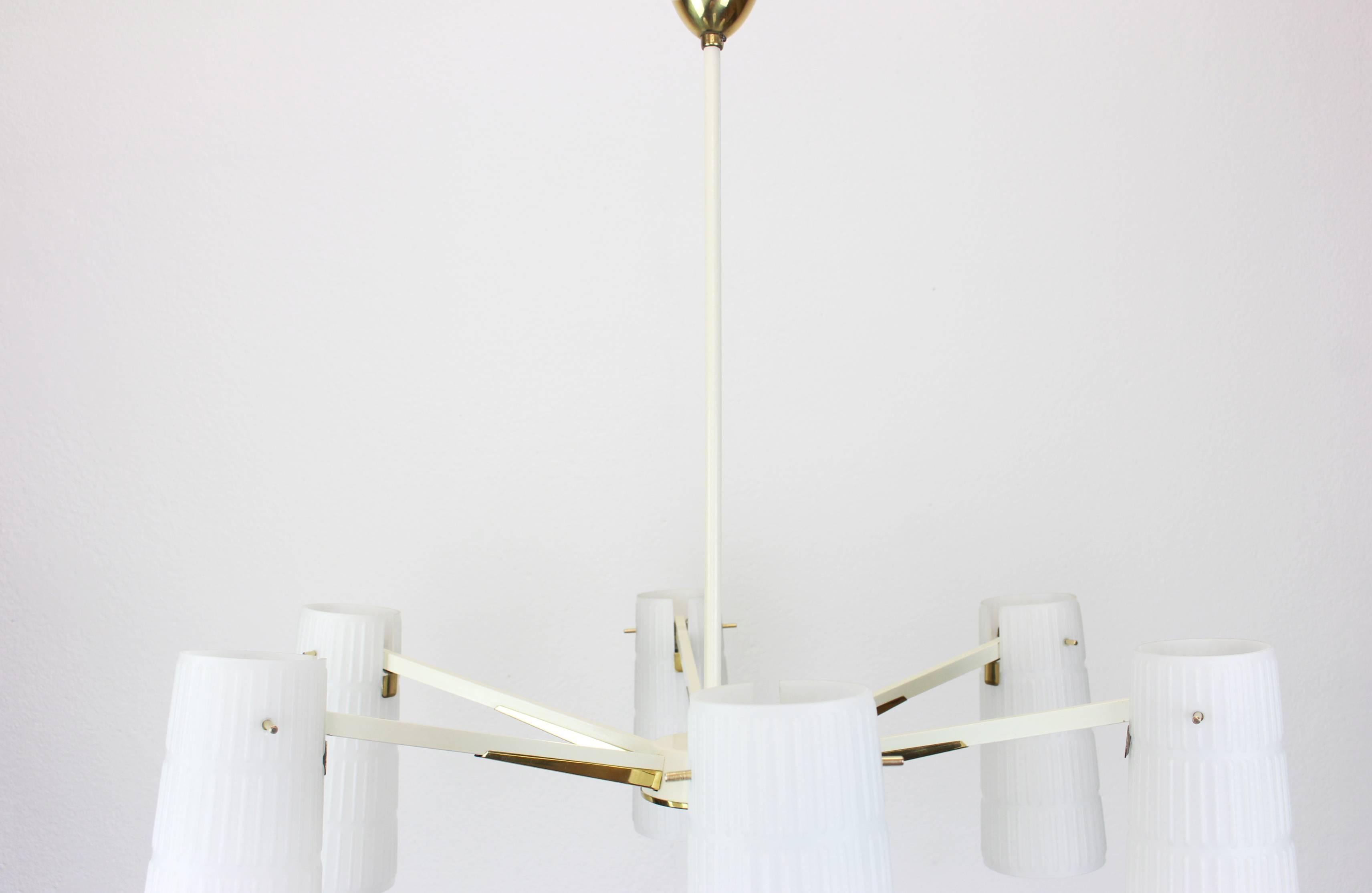 Metà XX secolo Grande lampadario italiano a raggiera in vetro, Stilnovo, anni '50 in vendita
