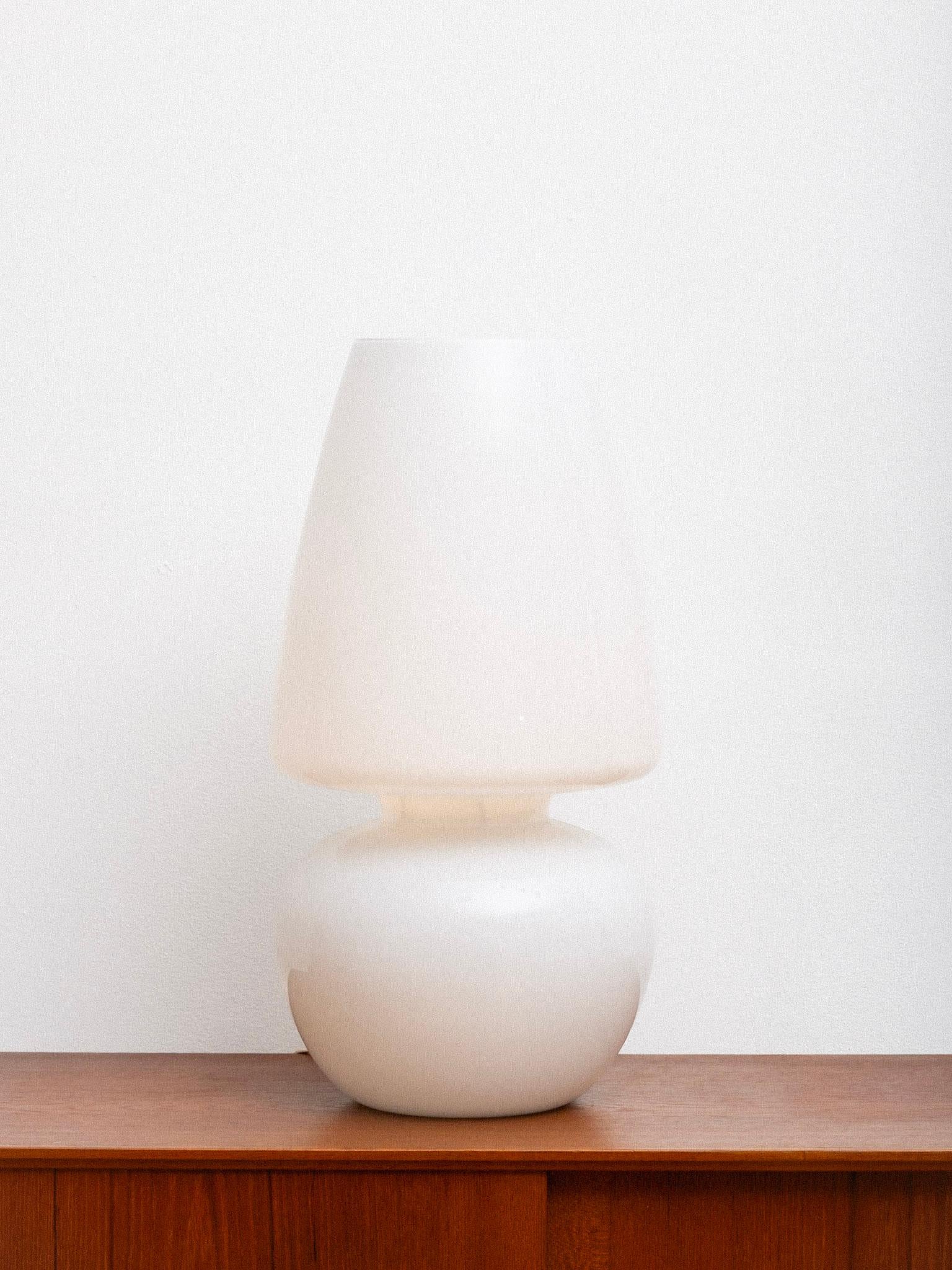 Mid-Century Modern Large Italian Glass Table Lamp by VeArt For Sale