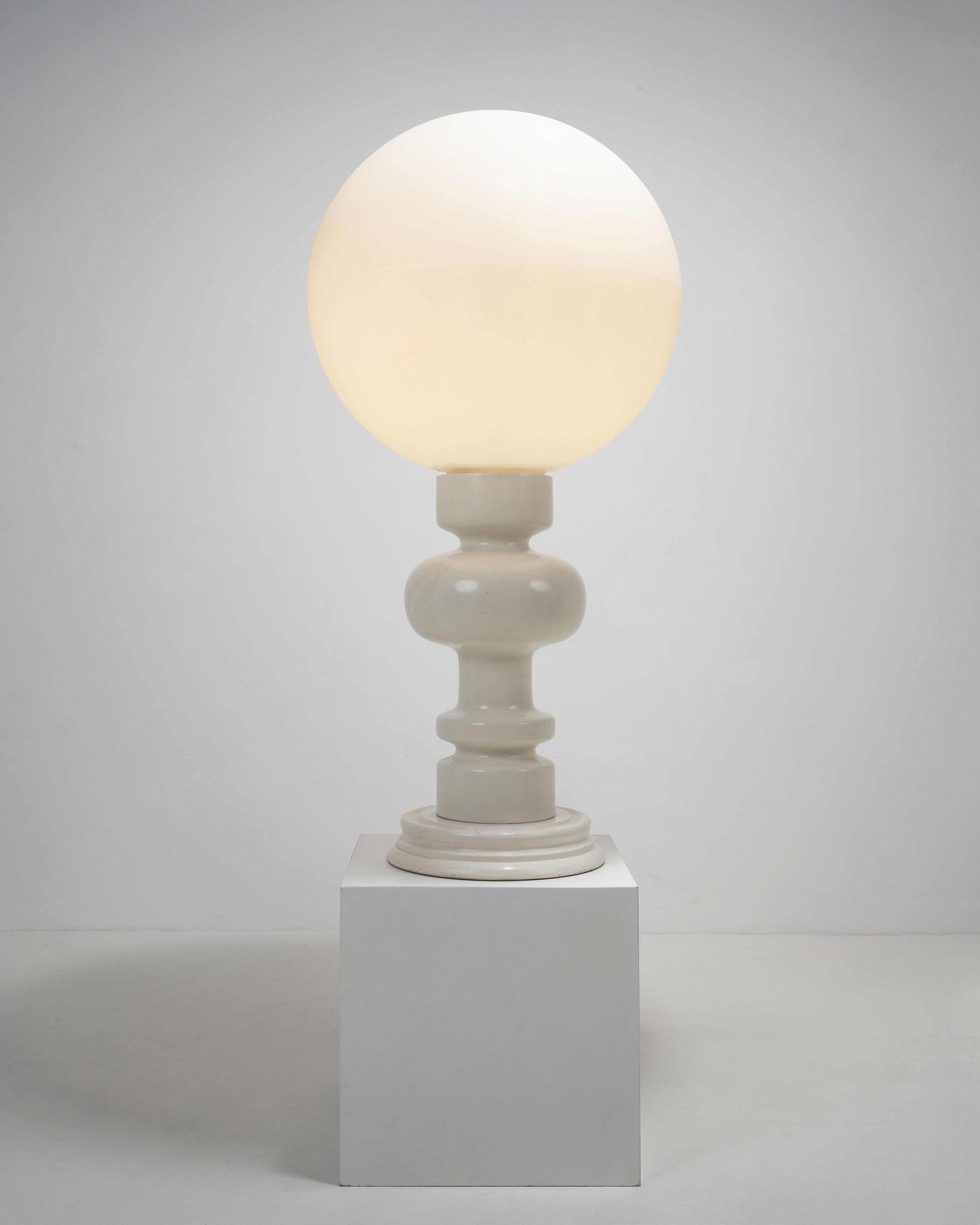 Mid-Century Modern Large Italian Globe Lamp For Sale