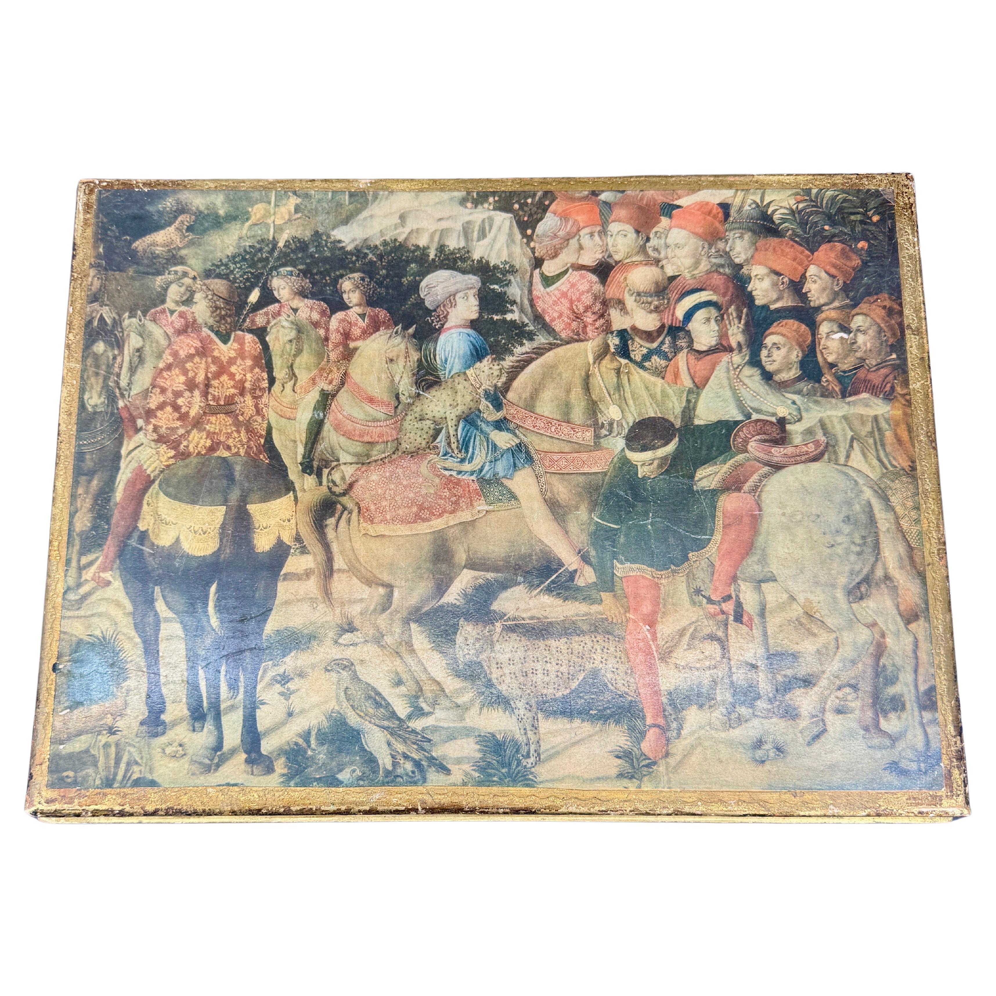 Exquisita Caja Florentina Italiana. Esta caja de los años 60 presenta una escena en la tapa que representa una reunión de caza con cazadores, espectadores, un guepardo y un halcón como cazadores de ciervos. Esta caja podría utilizarse para joyas o,