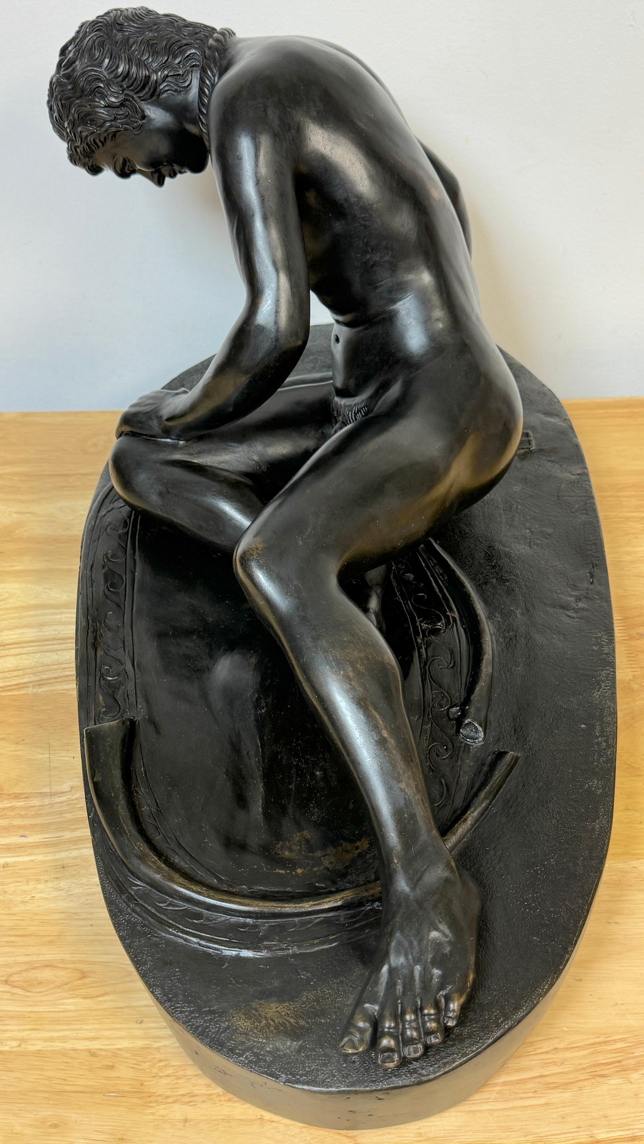 Gran escultura italiana Grand Tour de bronce 