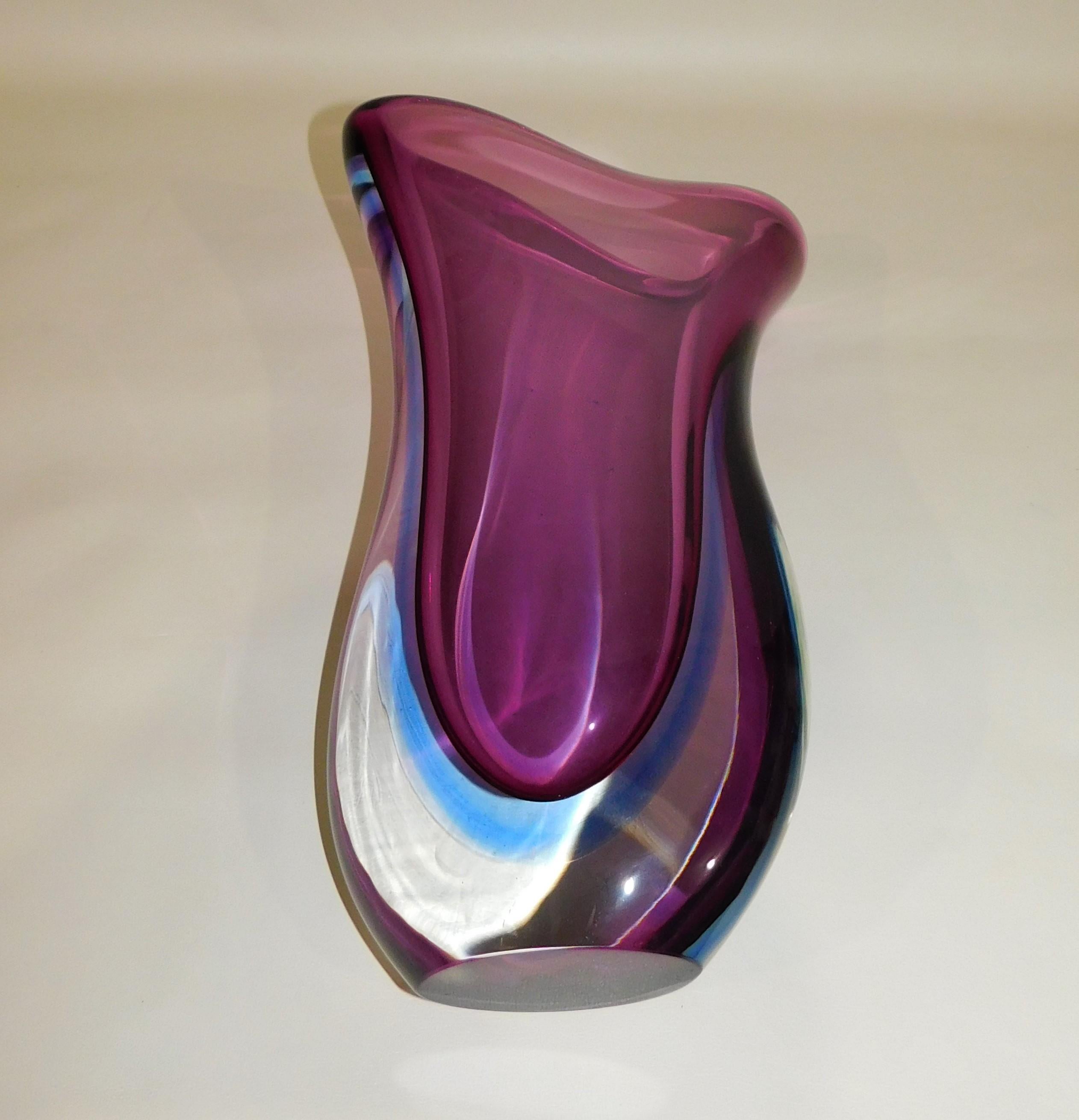 Large Italian Hand Blown Colored Art Glass Flower Vase Seguso For Sale 2