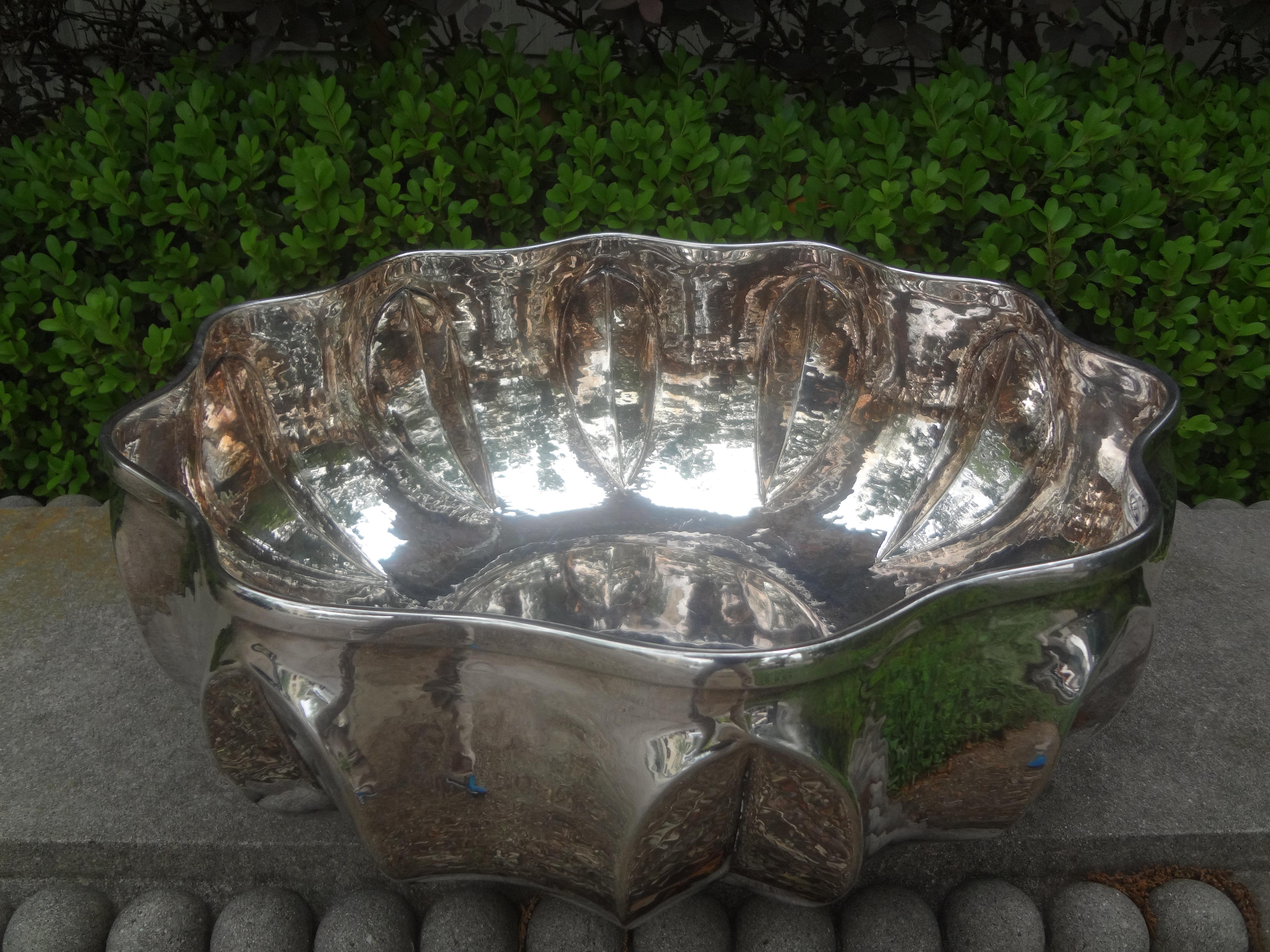 Large Italian Hand Hammered Silver Plated Bowl In Good Condition In Houston, TX