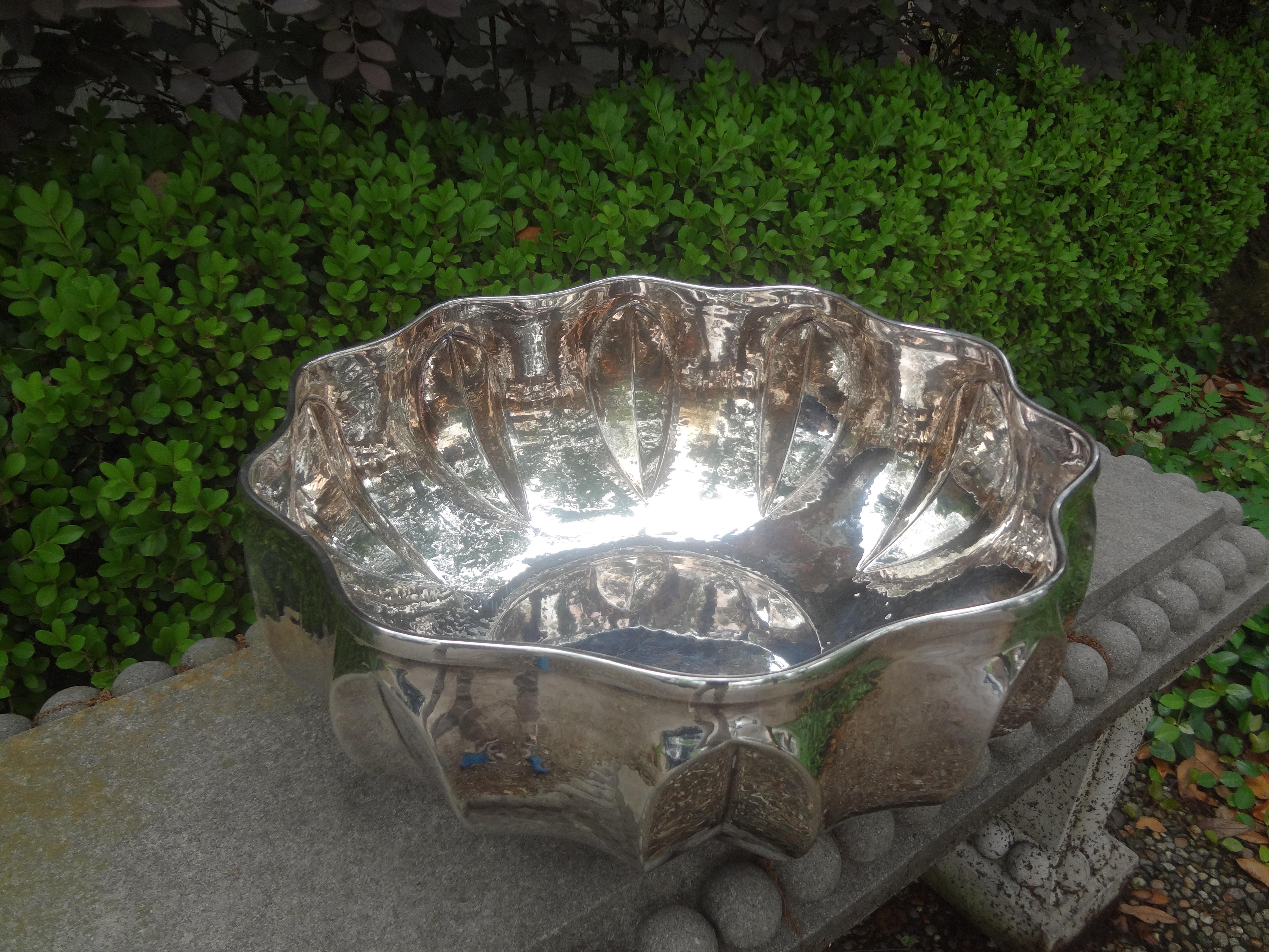Large Italian Hand Hammered Silver Plated Bowl 4