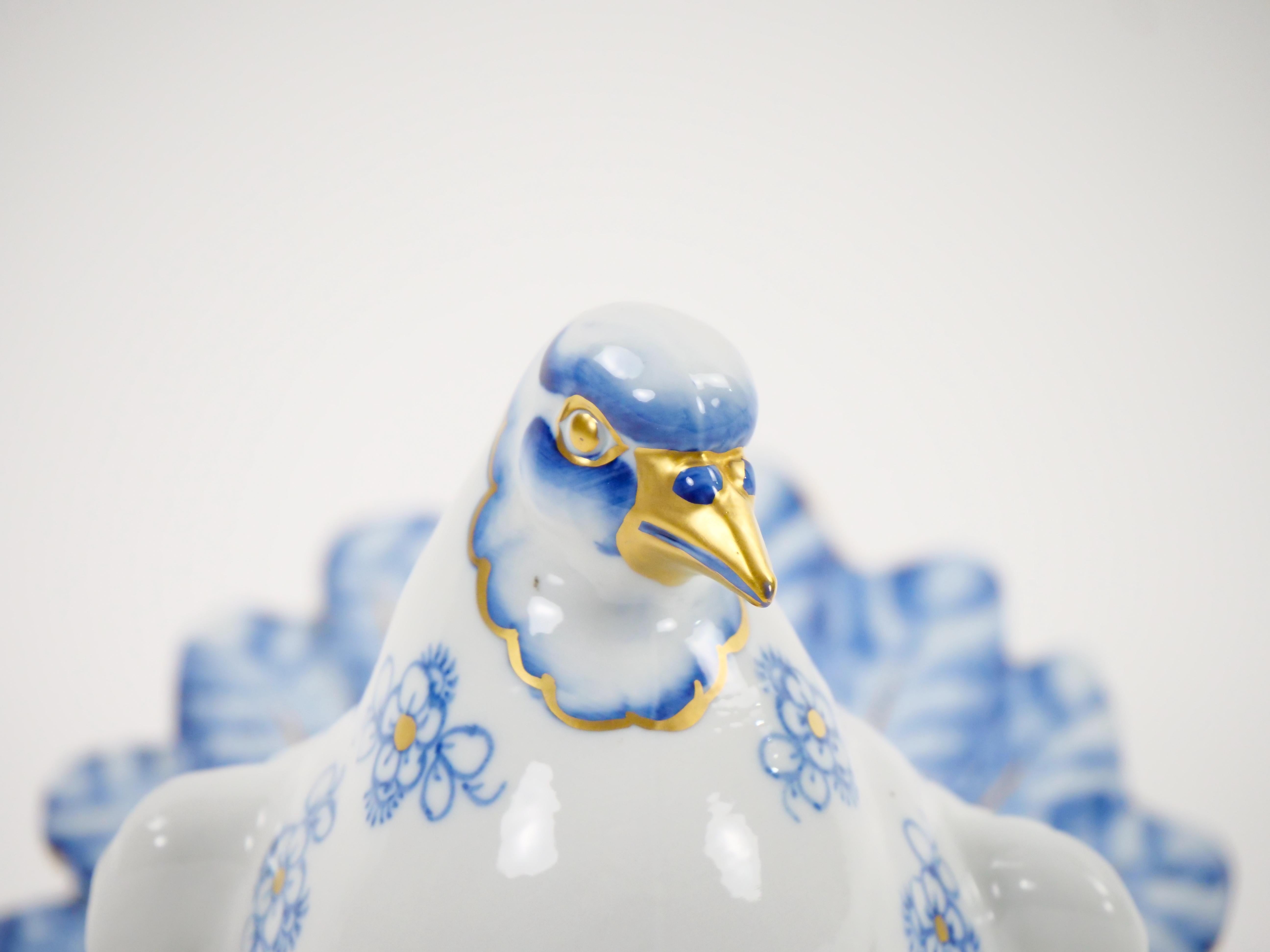 Large Italian Hand Painted / Gilt Polychrome Porcelain Dove Bird Figurines For Sale 7
