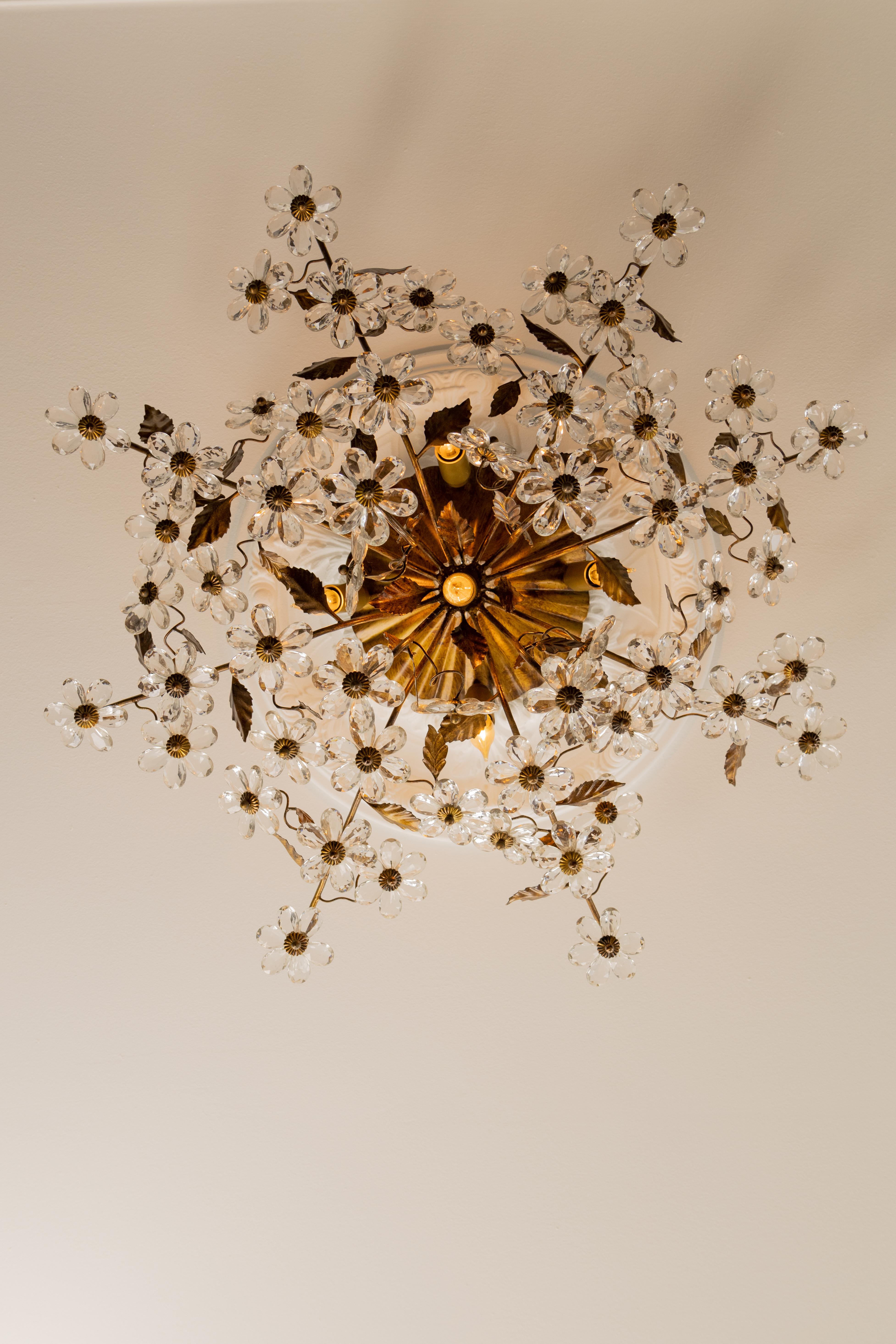 Mid-20th Century Large Italian Hollywood Regency Crystal Glass Flower Ceiling Light, 1950s For Sale