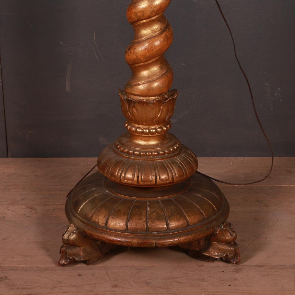 Large early 20th C Italian standard lamp. 1910.

Dimensions
67.5 inches (171 cms) High
17 inches (43 cms) Diameter.