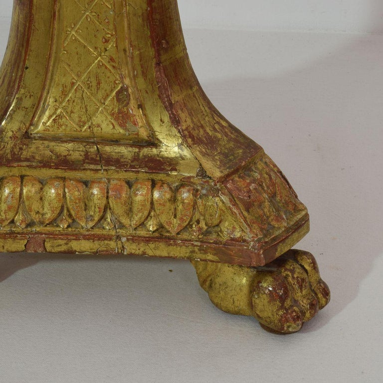 Large Italian Late 18th Century Classical Giltwood Candleholder For Sale 5