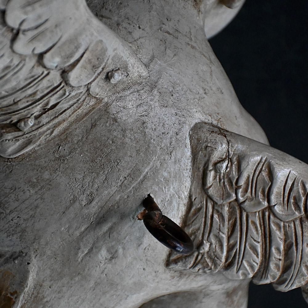 Grand chérubin italien de la fin du XVIIIe siècle sculpté à la main en vente 4