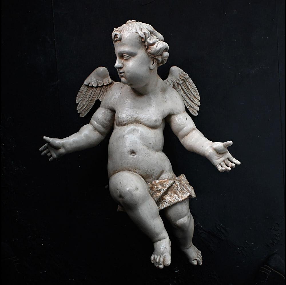 Début de l'époque victorienne Grand chérubin italien de la fin du XVIIIe siècle sculpté à la main en vente