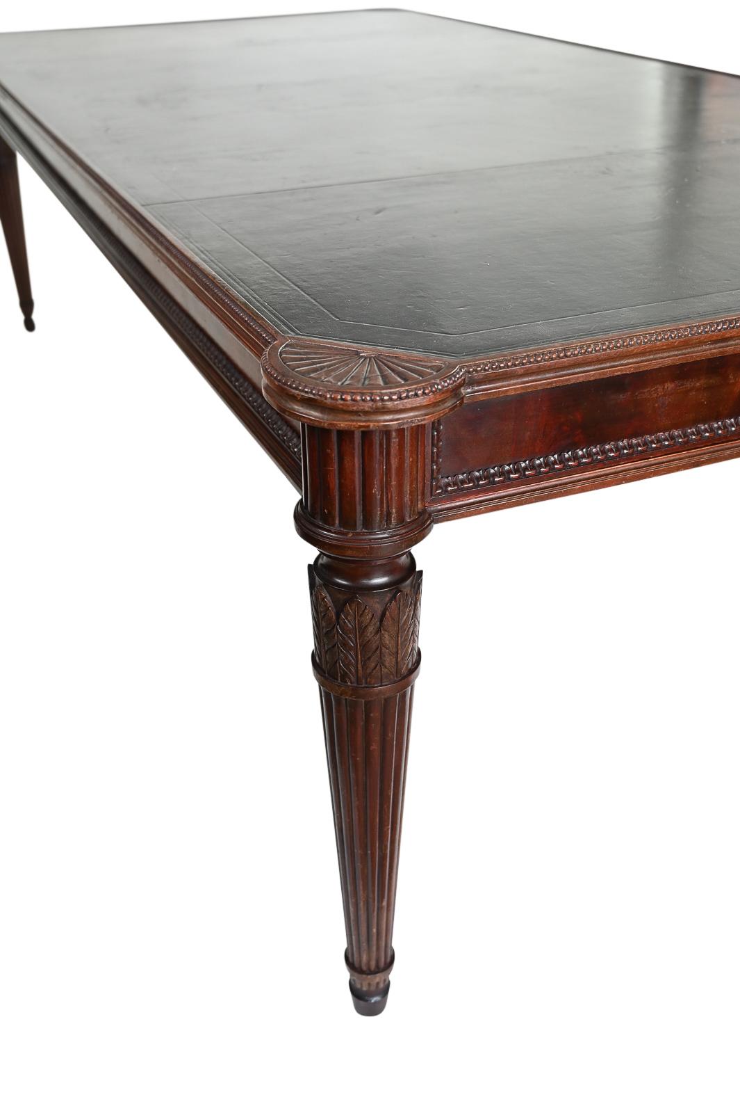 Large Italian Library Table in the 18th Century Style Ex Collection Pierre Bergé 6