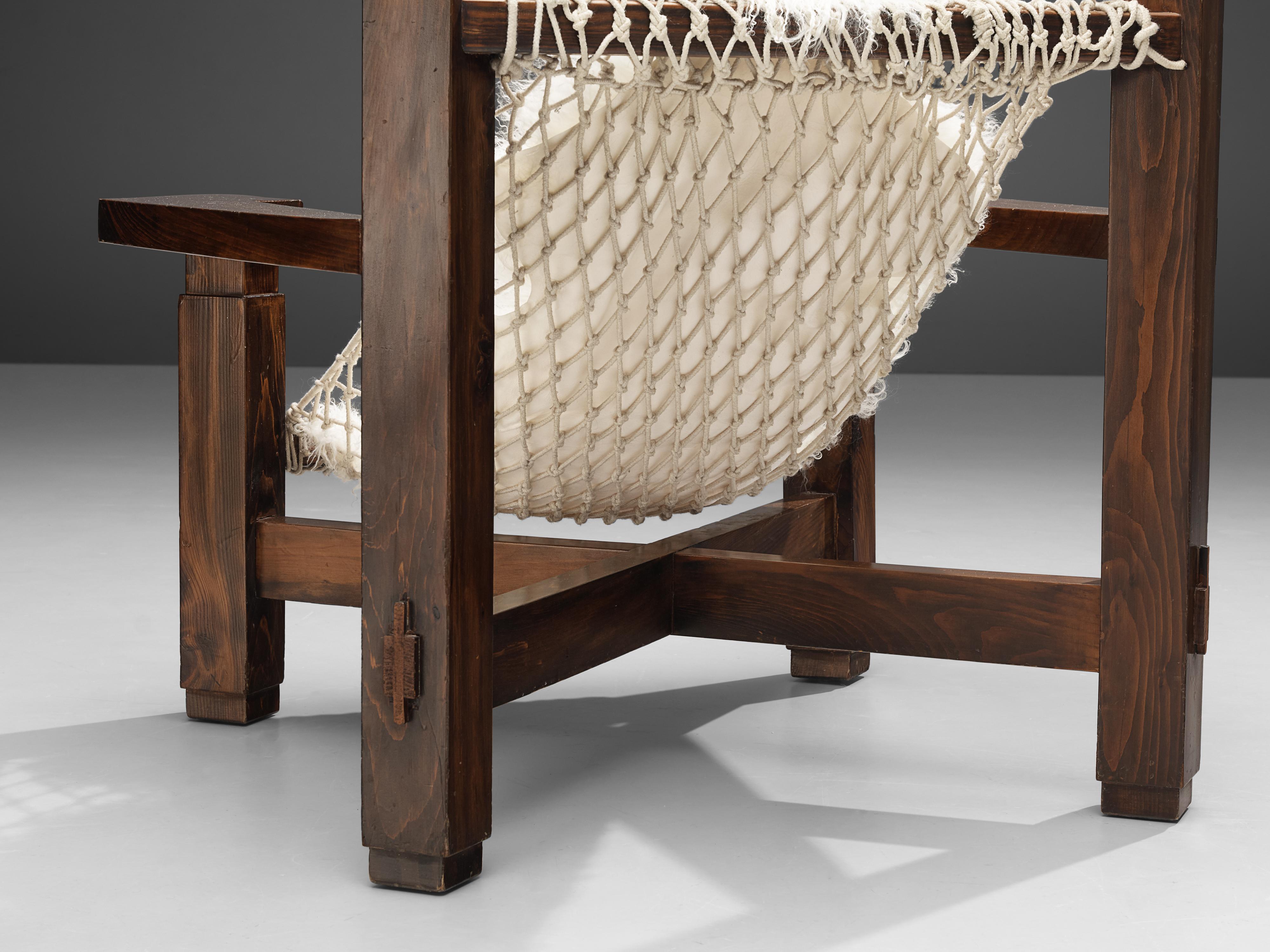 Large Italian Lounge Chair in Stained Pine and Rope Seating For Sale 1