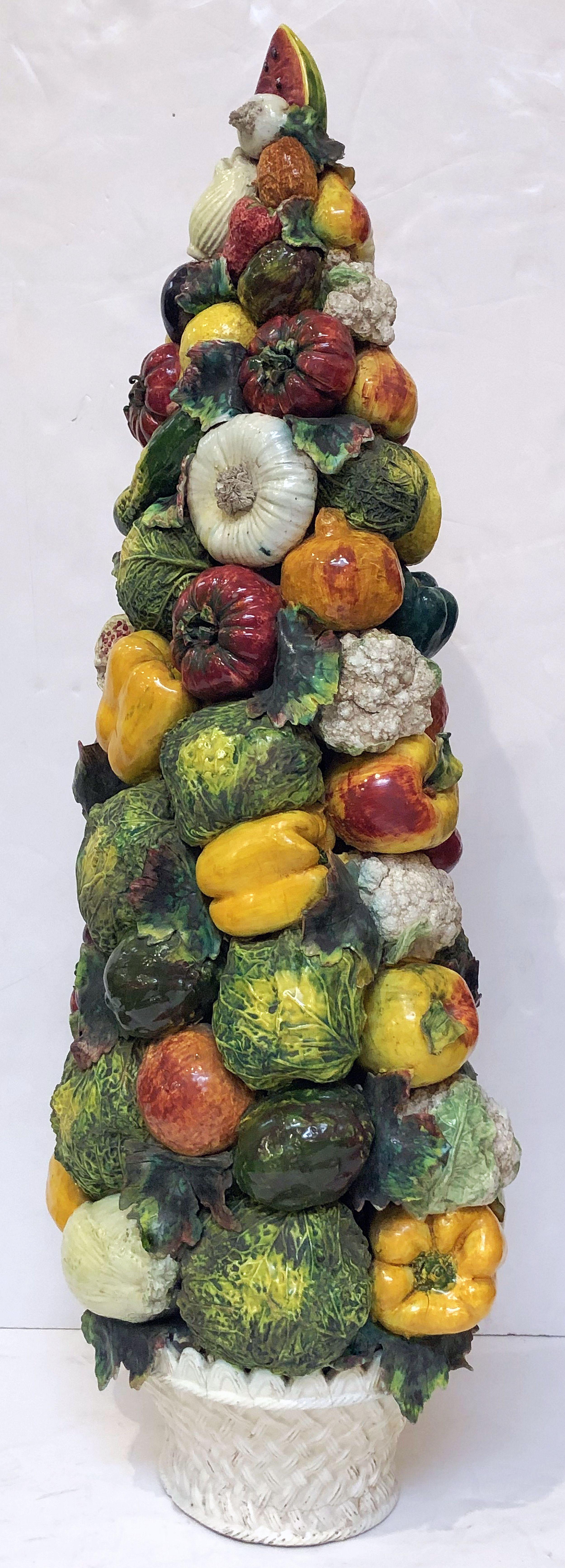 Centro de mesa grande de cerámica mayólica italiana para verduras o topiario Glaseado en venta