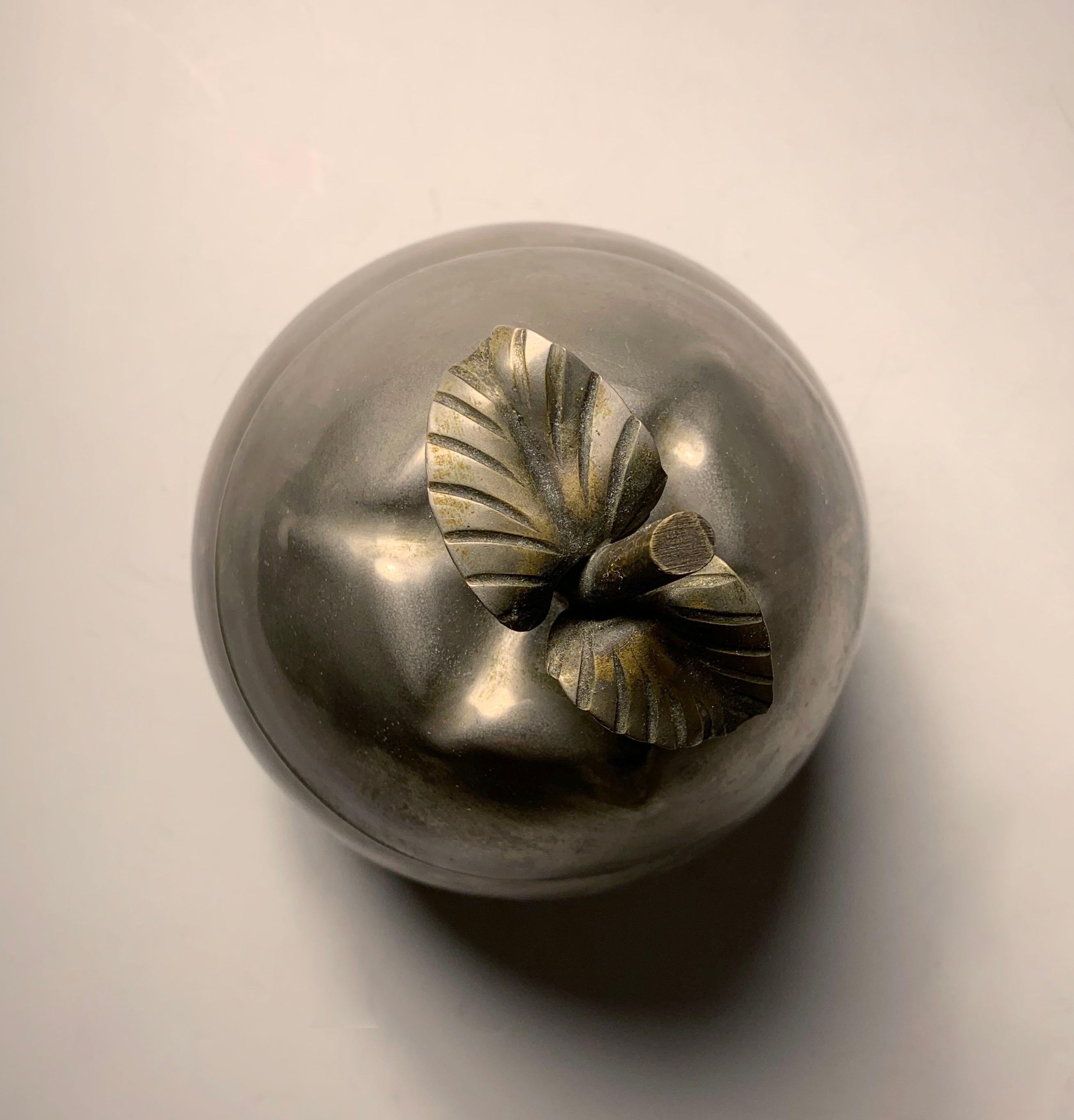 Mid-Century Modern Grand récipient italien en métal plaqué argent avec cubes de glace en forme de poire  en vente